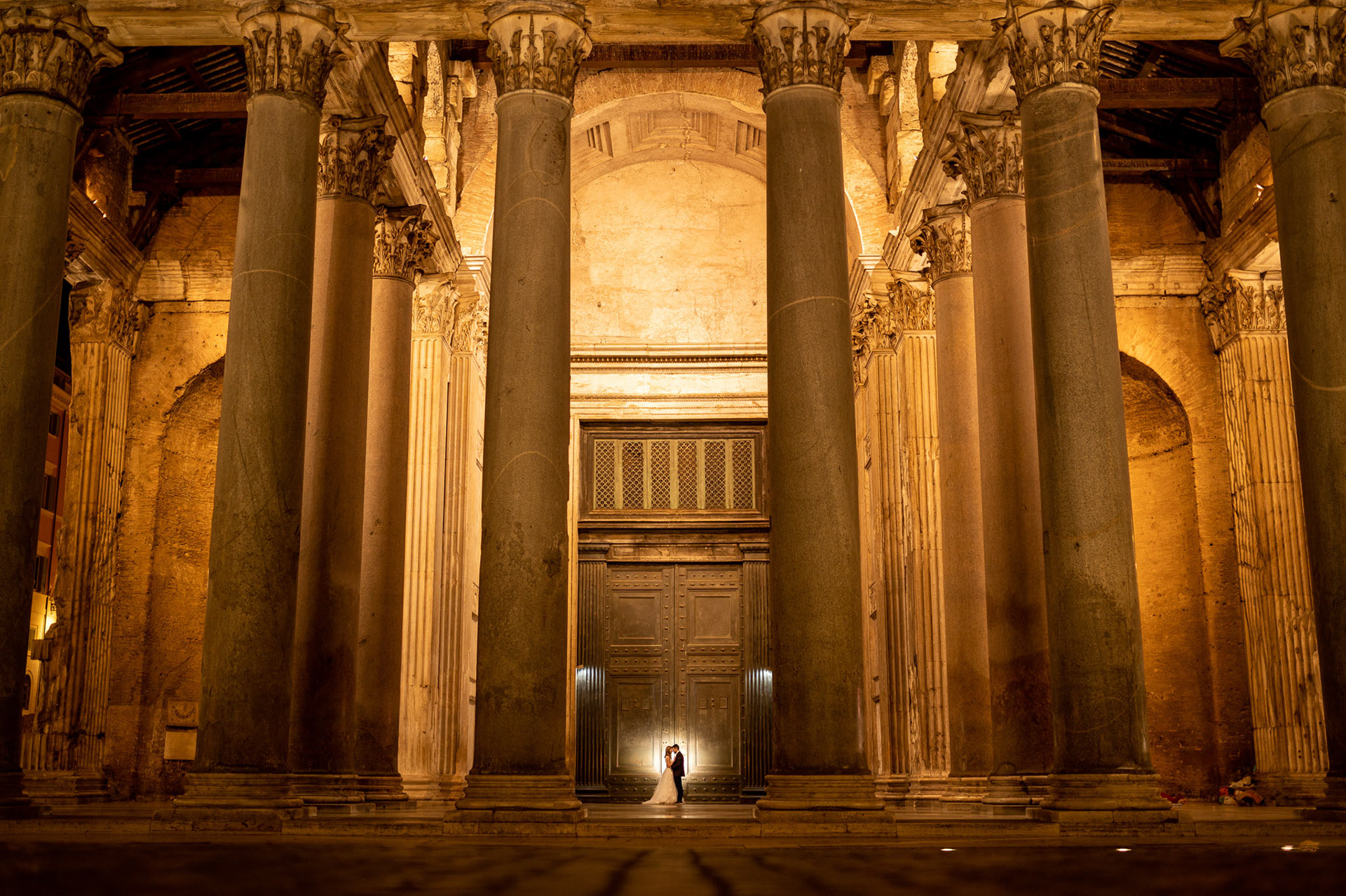 Servizio Fotografico Post Matrimoniale Notturno Roma - Pantheon