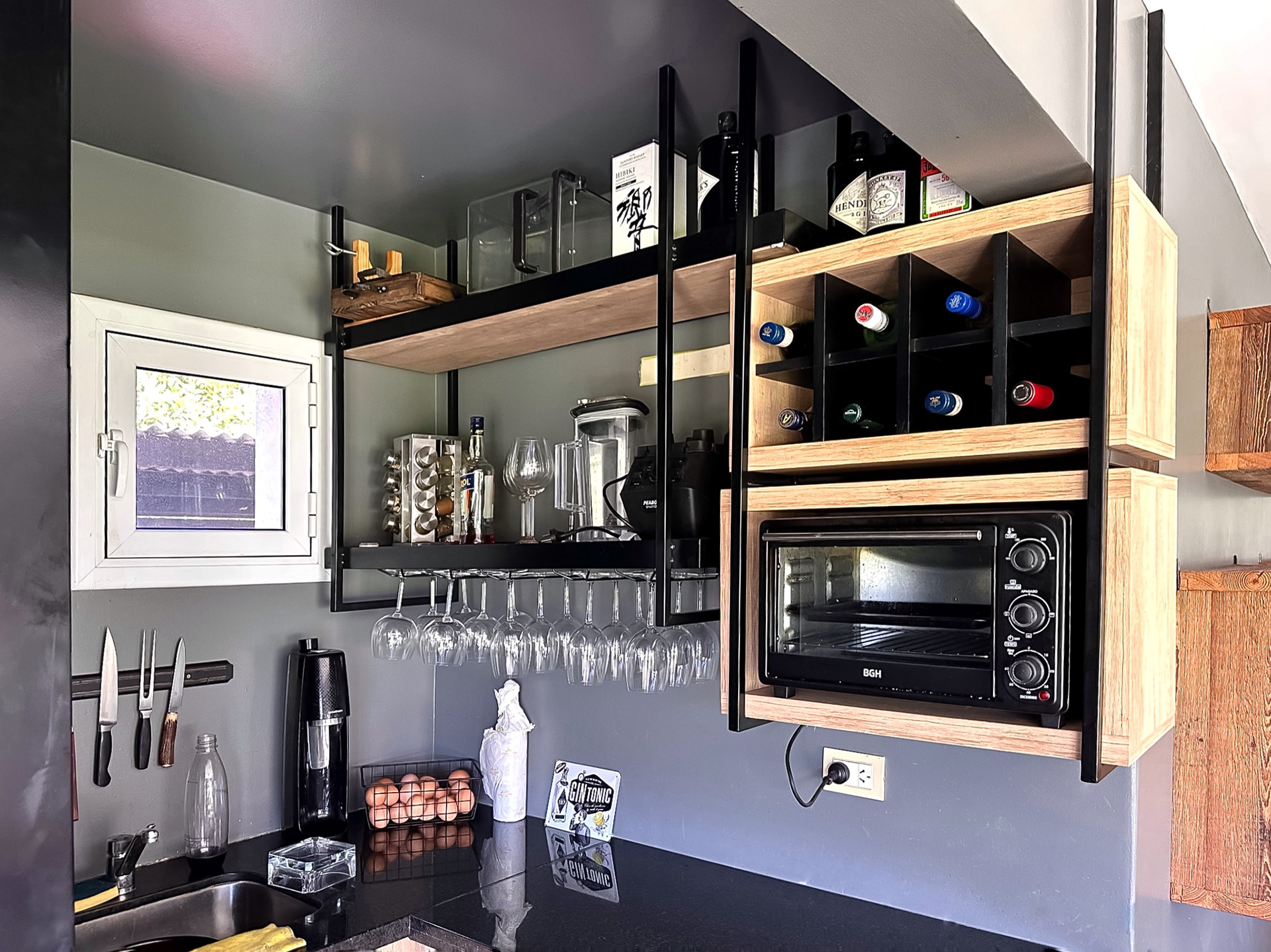 Detalle nichos colgados a medida - Diseño de mobiliario a medida - Reforma Quincho /U +P/