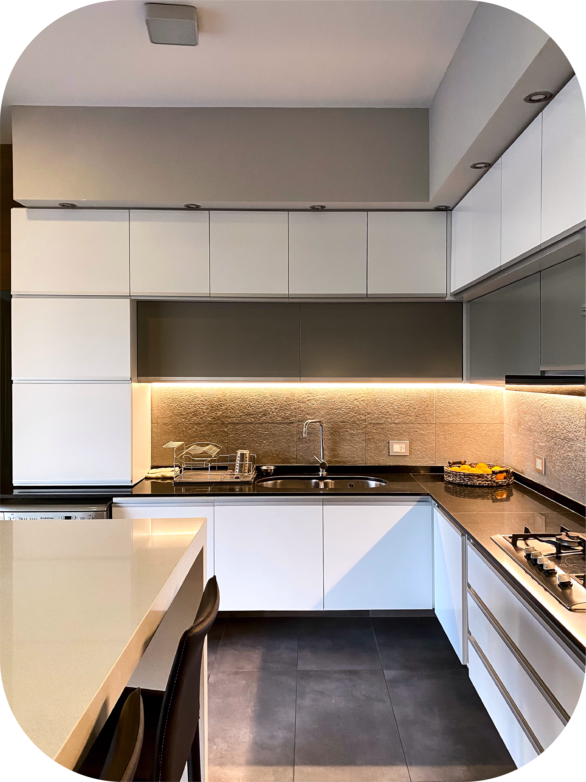 Vista fregadero - Diseño de mobiliario a medida - Reforma Cocina /M + C/