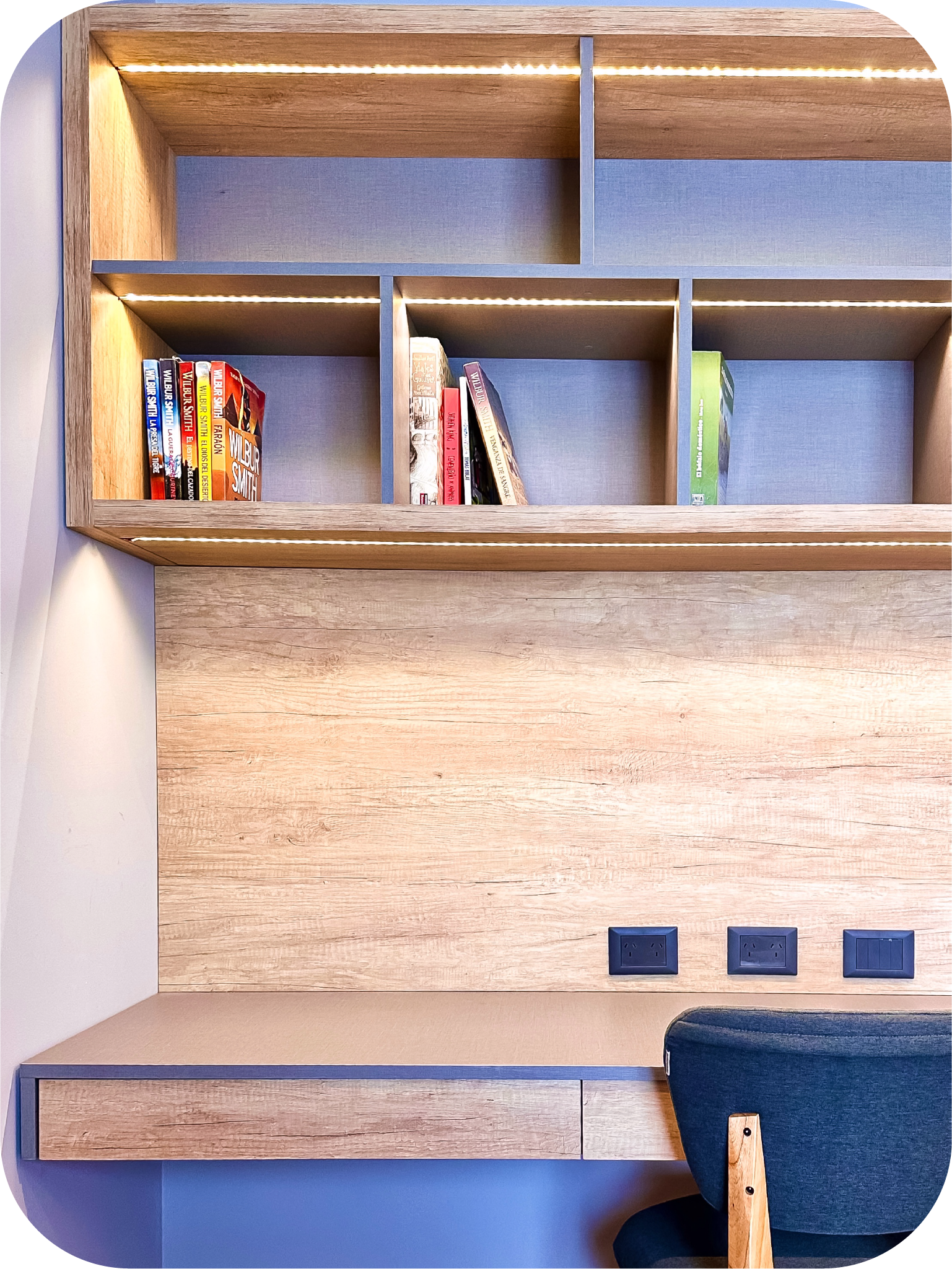 detalle mesa de trabajo, mobiliario a medida dormitorio