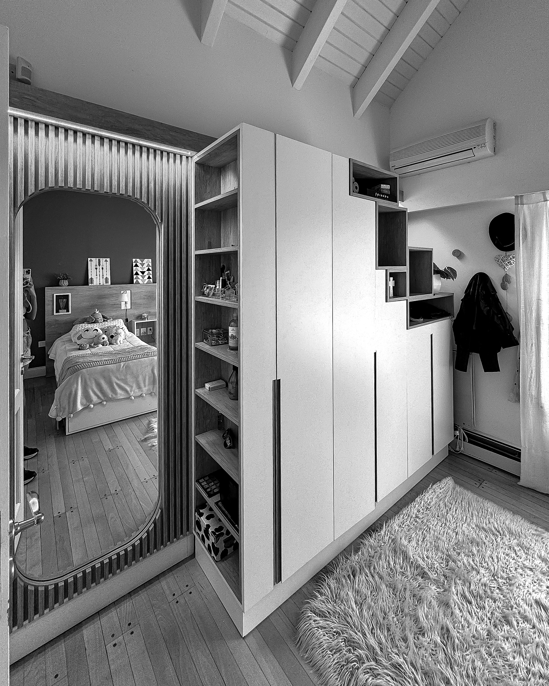 Proyecto de interiorismo con mobiliario a medida: Dormitorio /S + C/