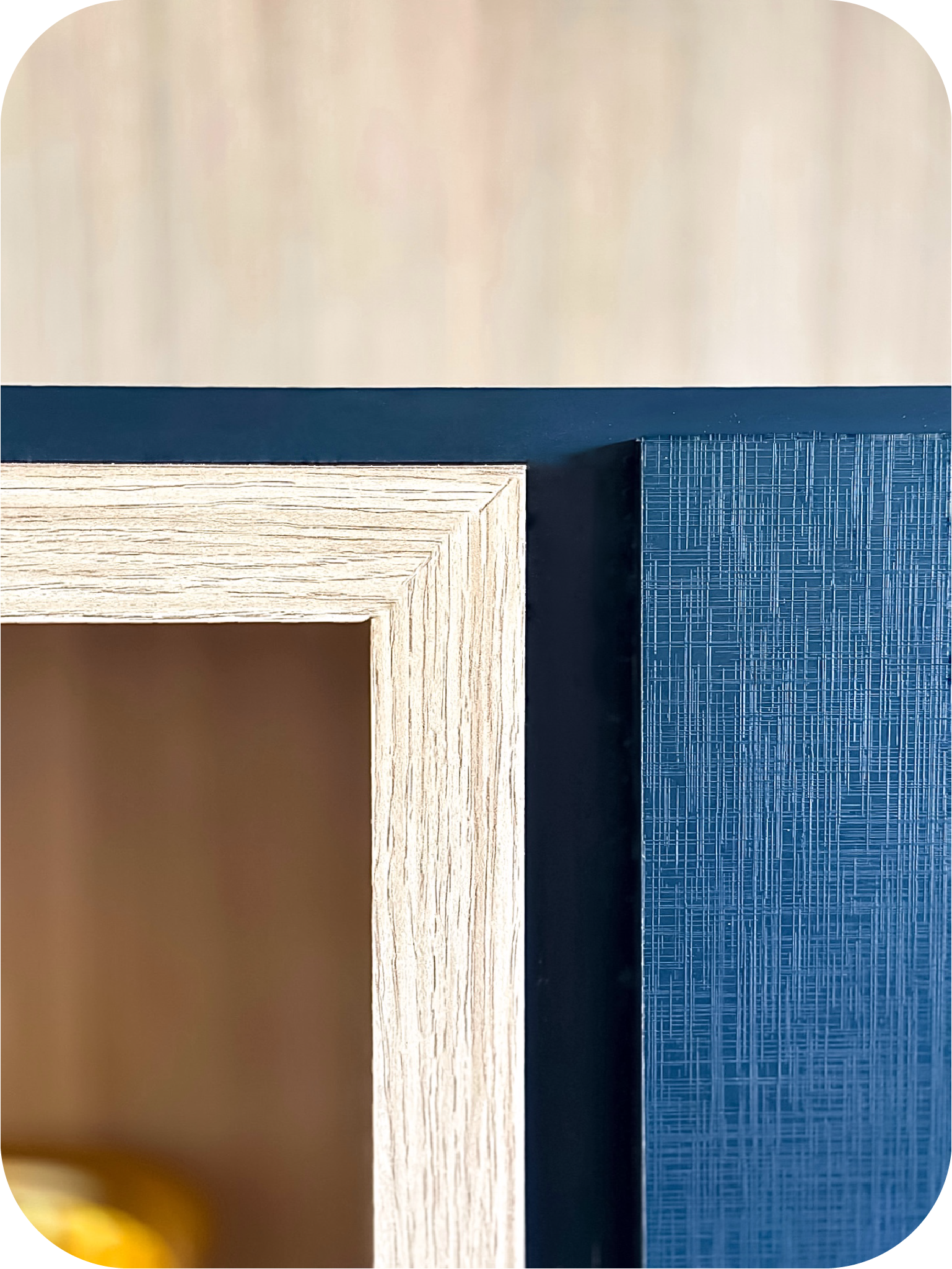 Detalle encuentro puertas y nichos - Diseño de mobiliario a medida - Reforma Dormitorio /A/