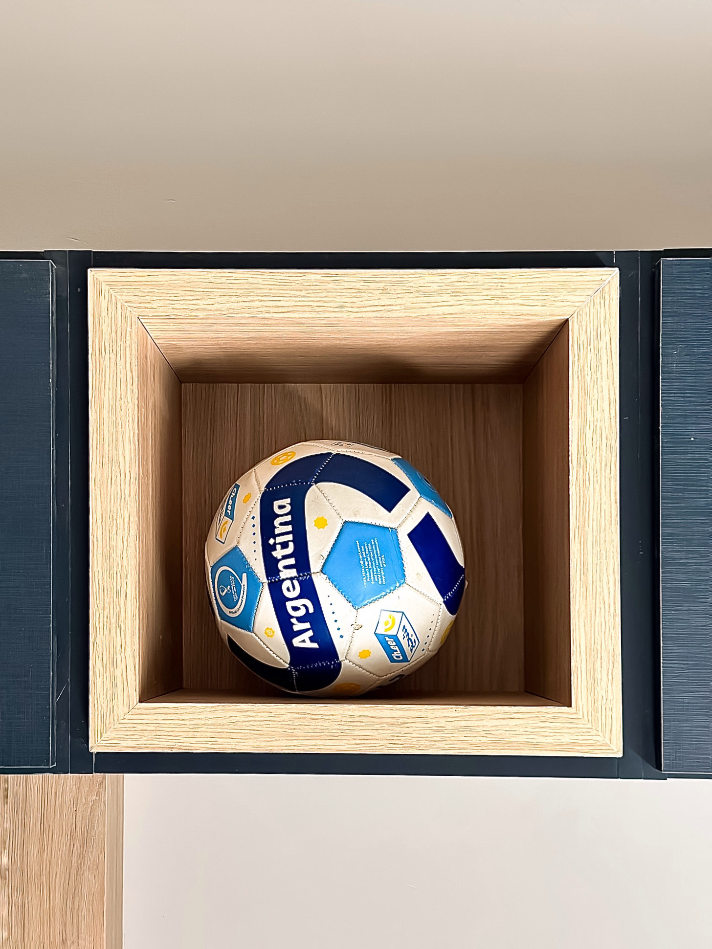 Detalle nichos - Diseño de mobiliario a medida - Reforma Dormitorio /A/