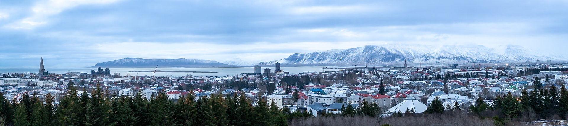 Reykjavik, Faxaflói Bay, Mount Esjan and the Reykjanes and Snӕfellsnes Peninsulas from the Perlan museum.