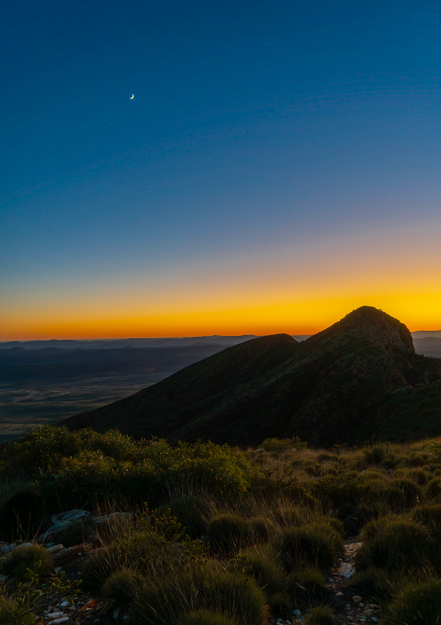 Sunrise on Mt Sonder (Rwetyepme) I
