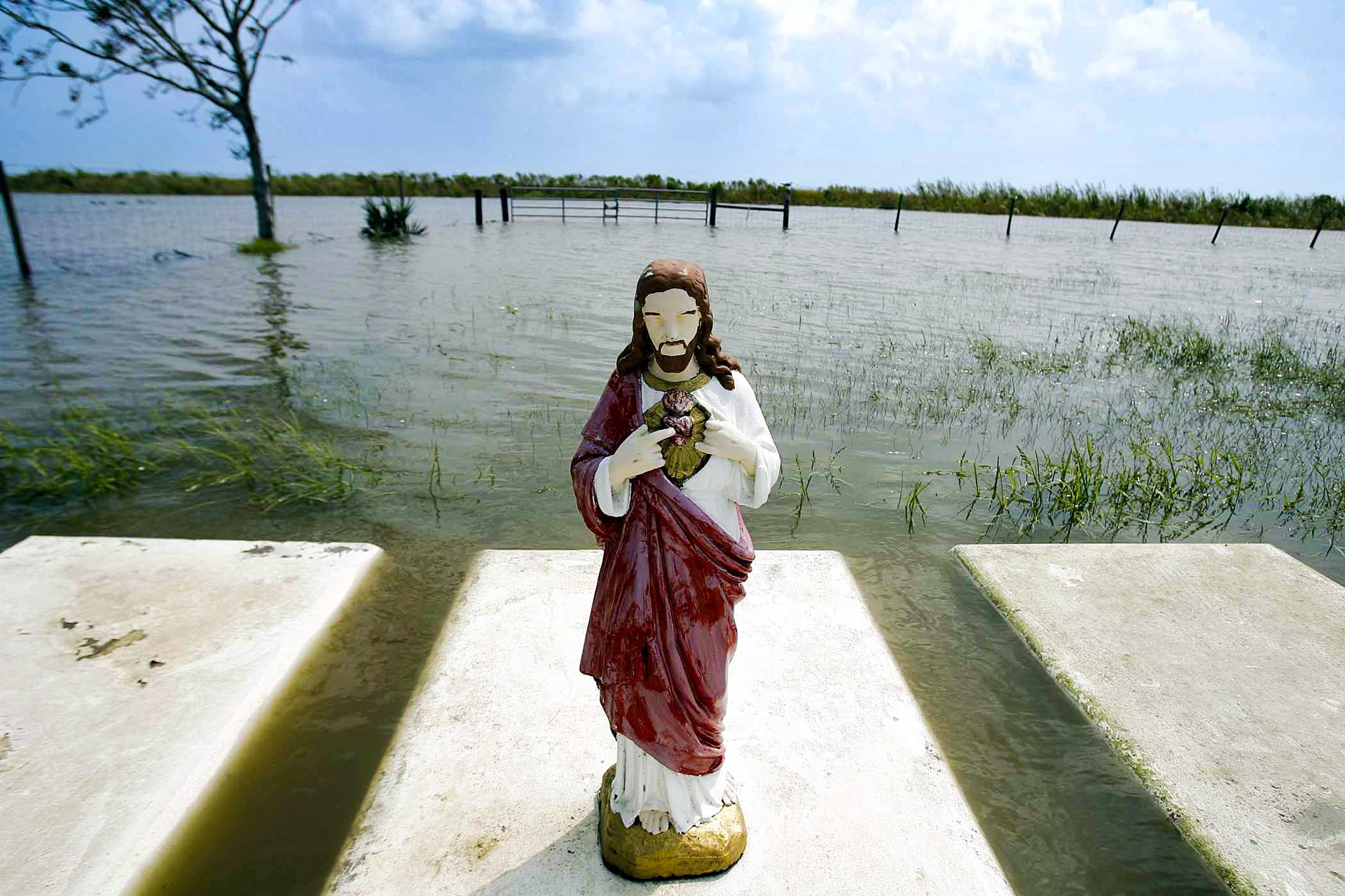 A graveyard succumbs to floodwaters from Hurricane Gustav in Houma, LA.