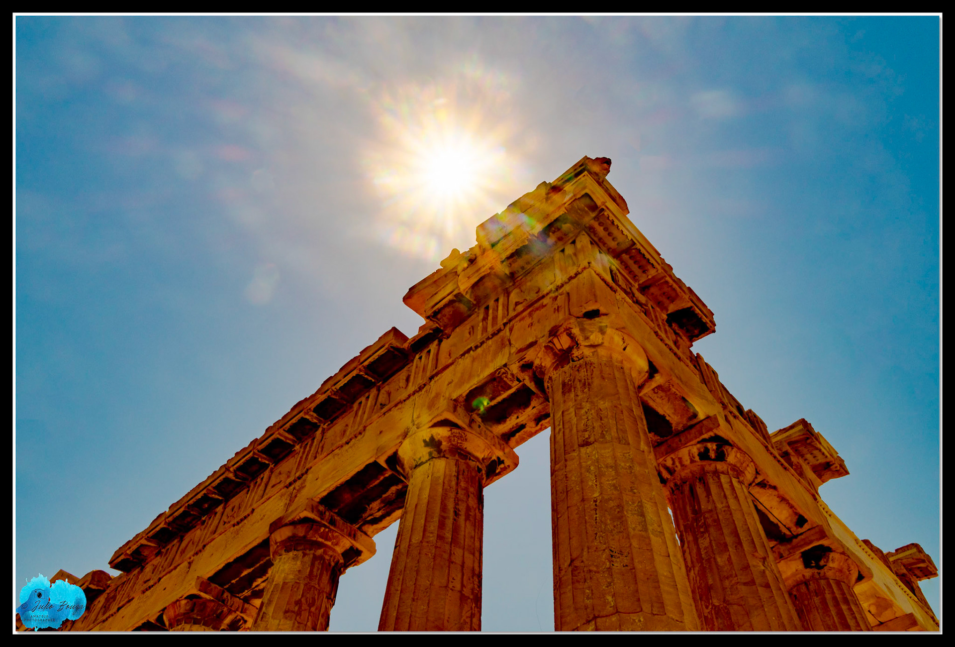 20210809 - Sun Rays At The Acropolis Acropolis
