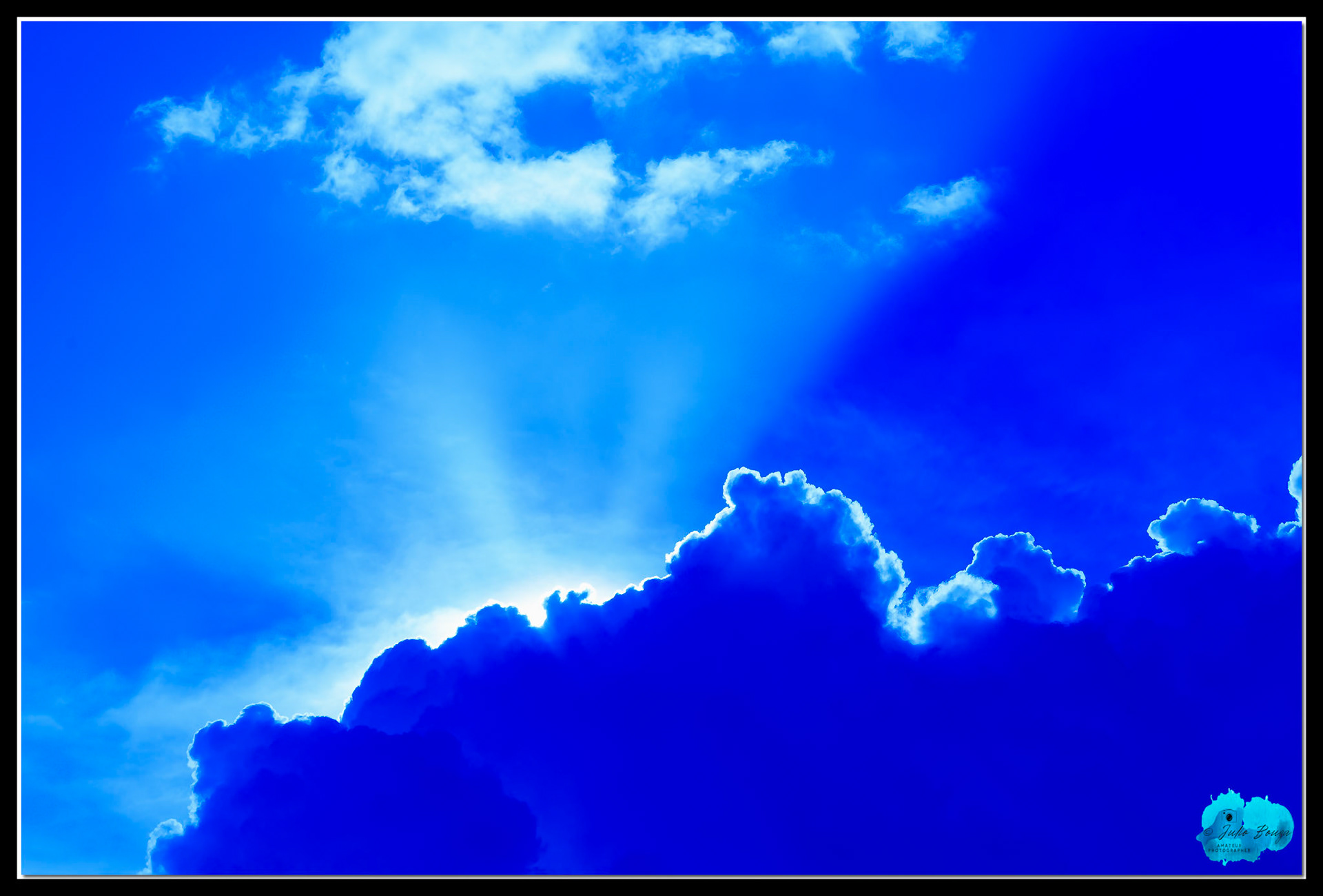 20200823 - Sun Rays Through The Clouds