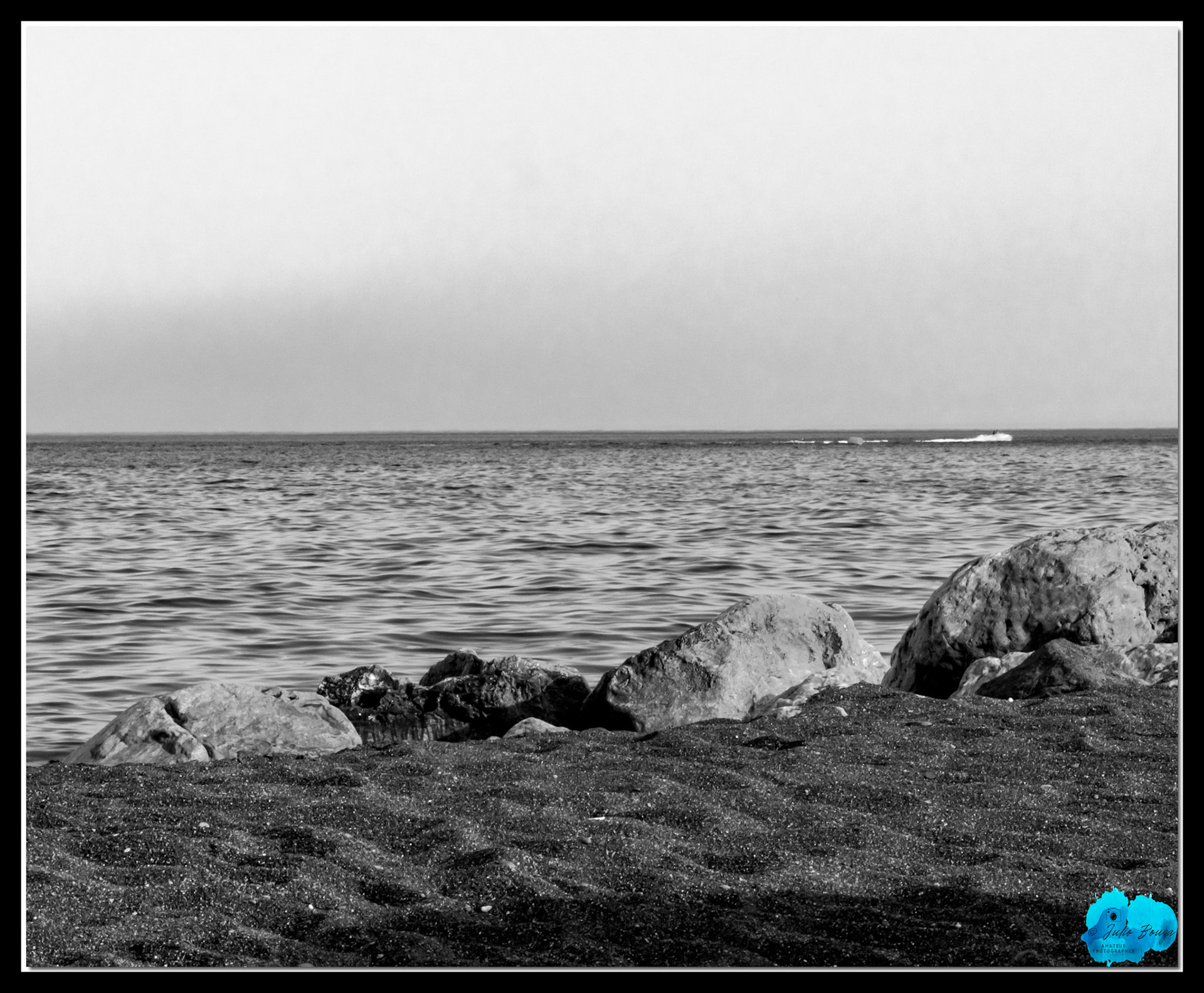 20210805 - B/W View Of The Ocean At Santorini