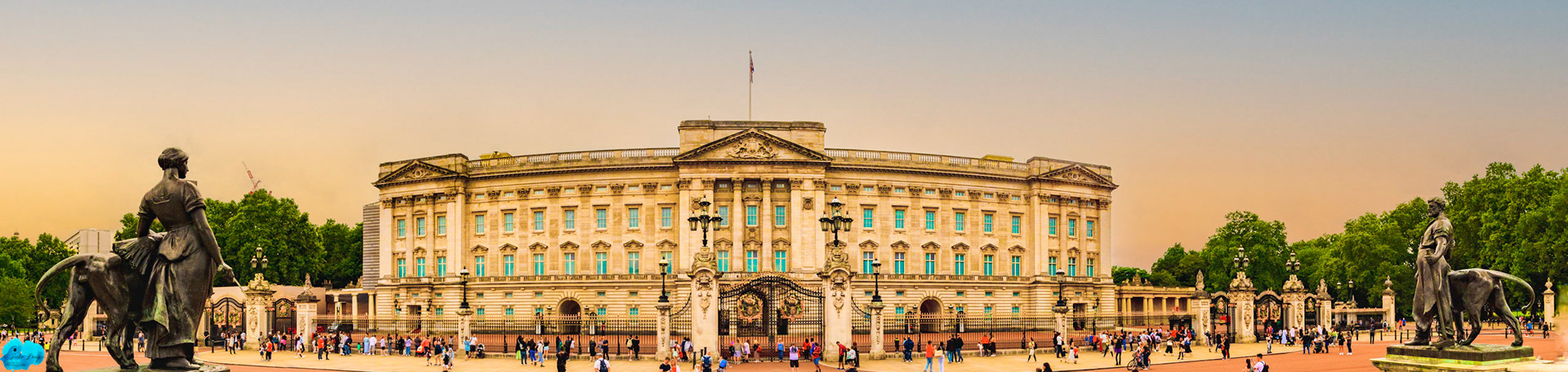 20210802 - Panoramic View Of Buckingham Palace