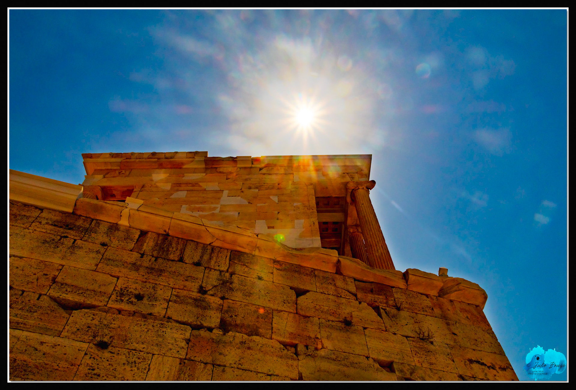 20210809 - Sun Rays At The Acropolis Acropolis