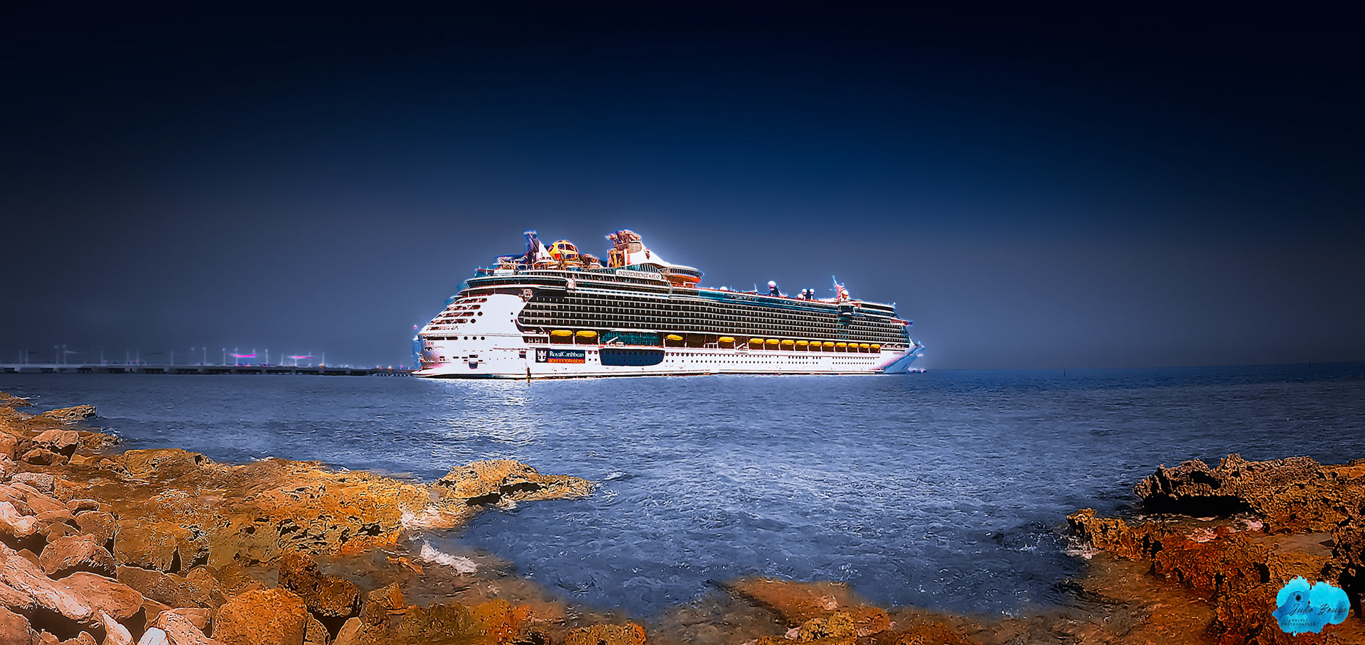 20220920 - Royal Caribbean Cruises At Cococay
