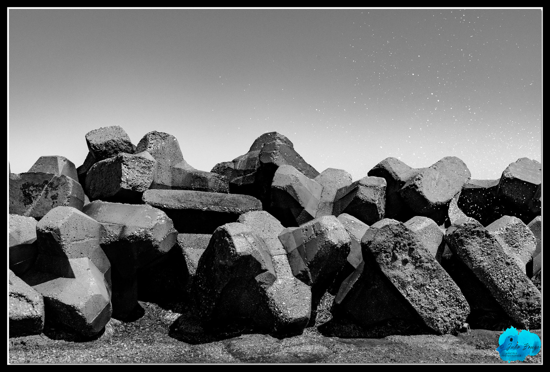 20210808 - B/W Beach Barrier At Monolithos Beach In Santorini