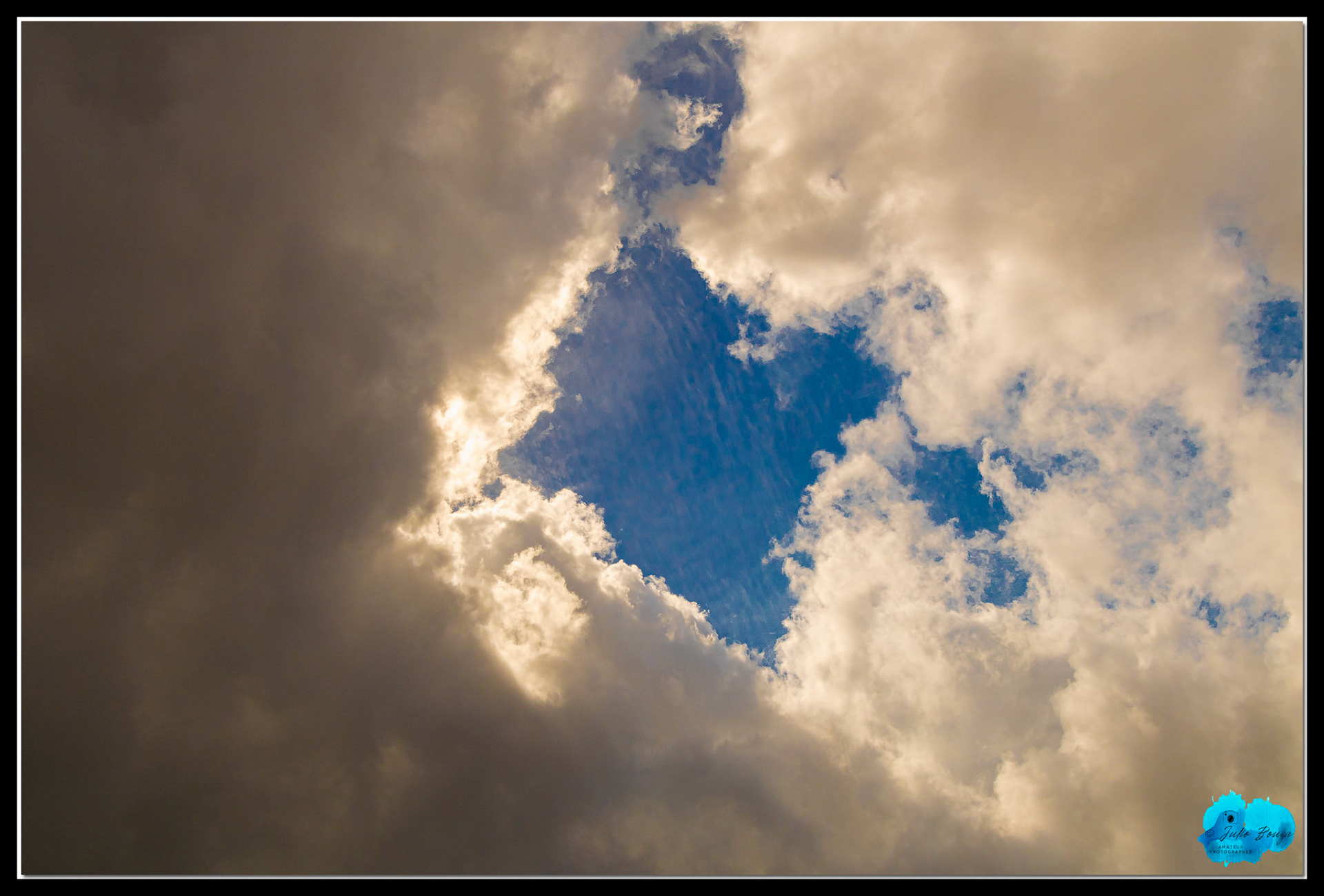 20210424 - Sun Through The Clouds