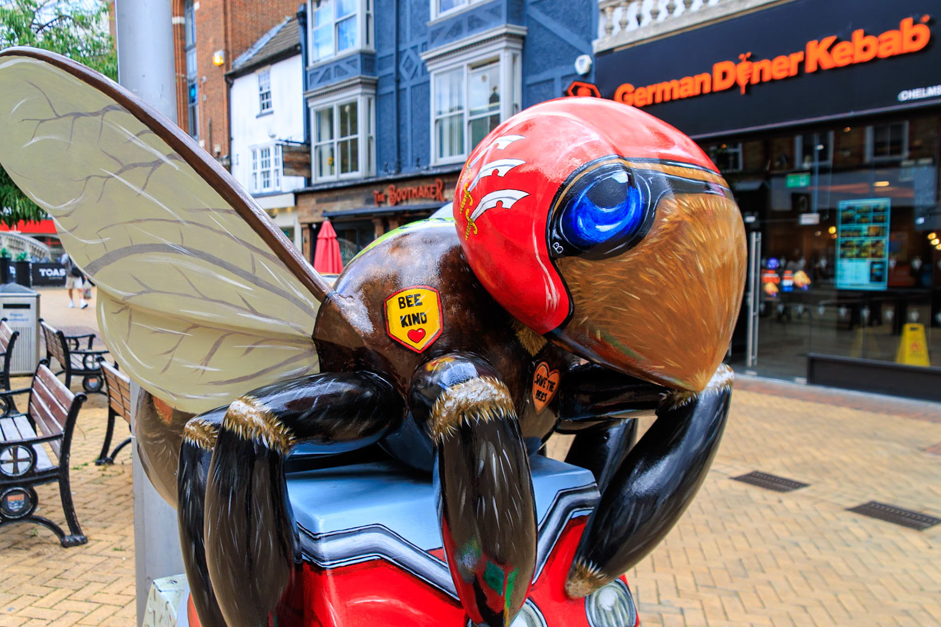 Buzz in the City - Born to rewild