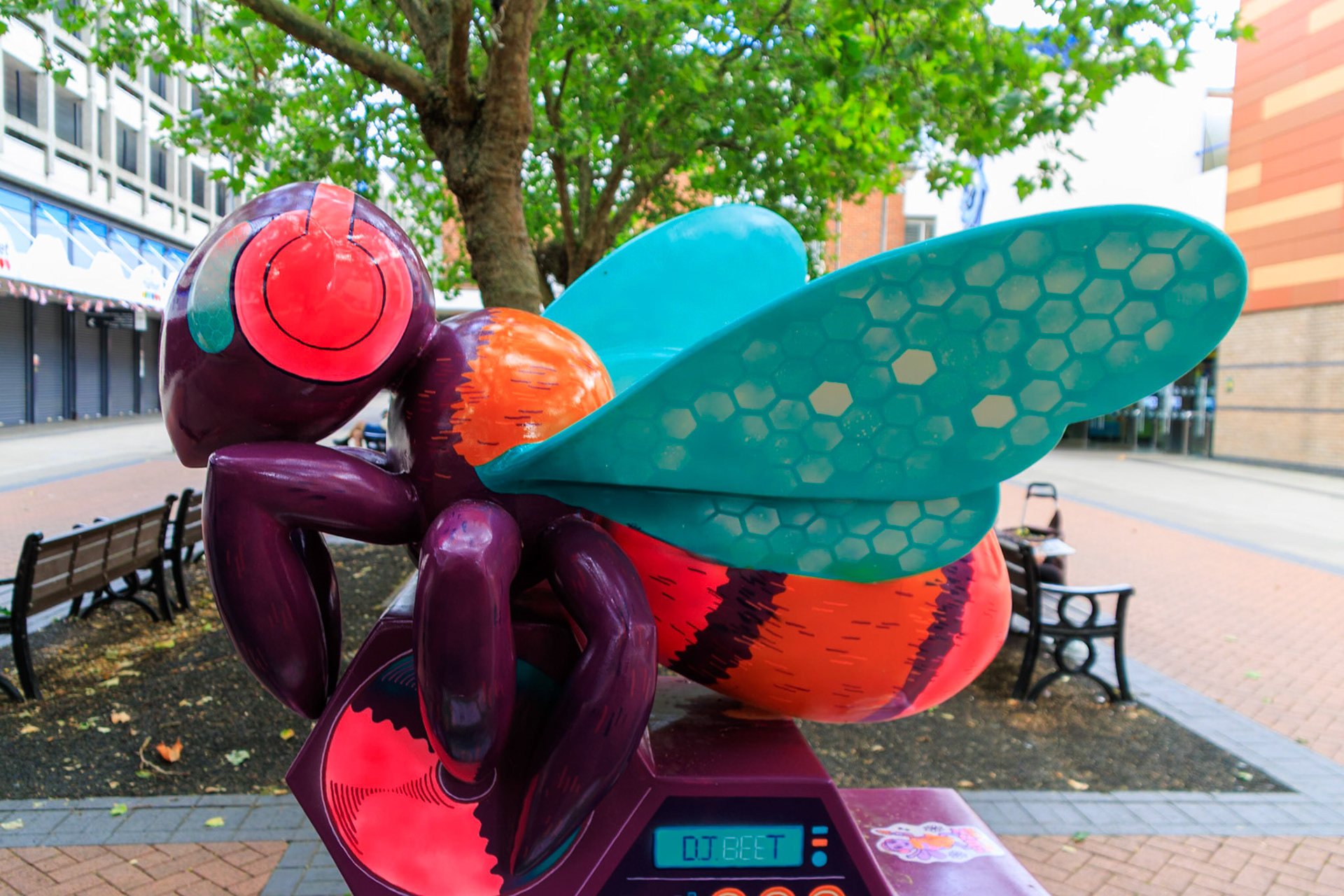 Buzz in the City - DJ Beet