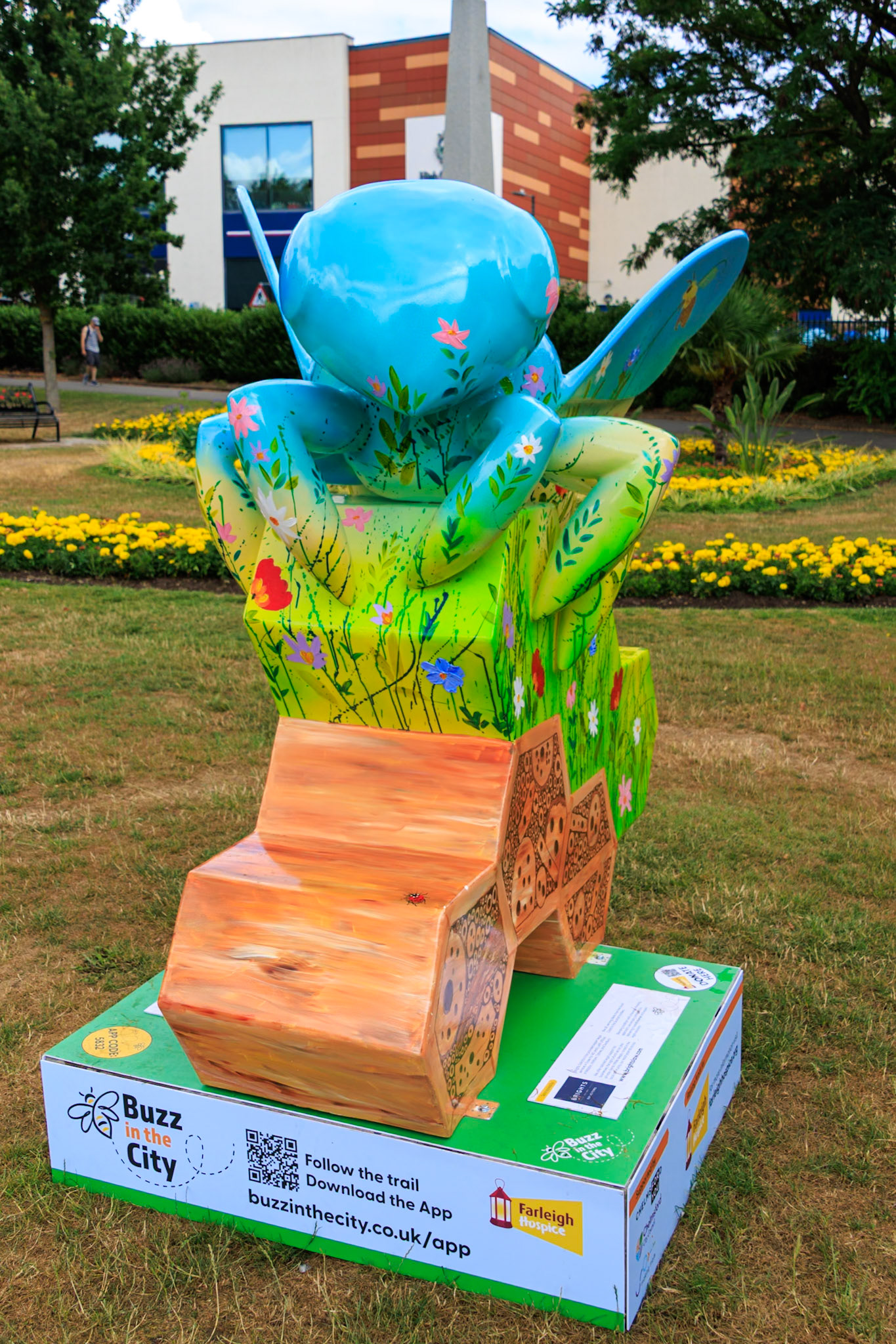 Buzz in the City - Bee friendly