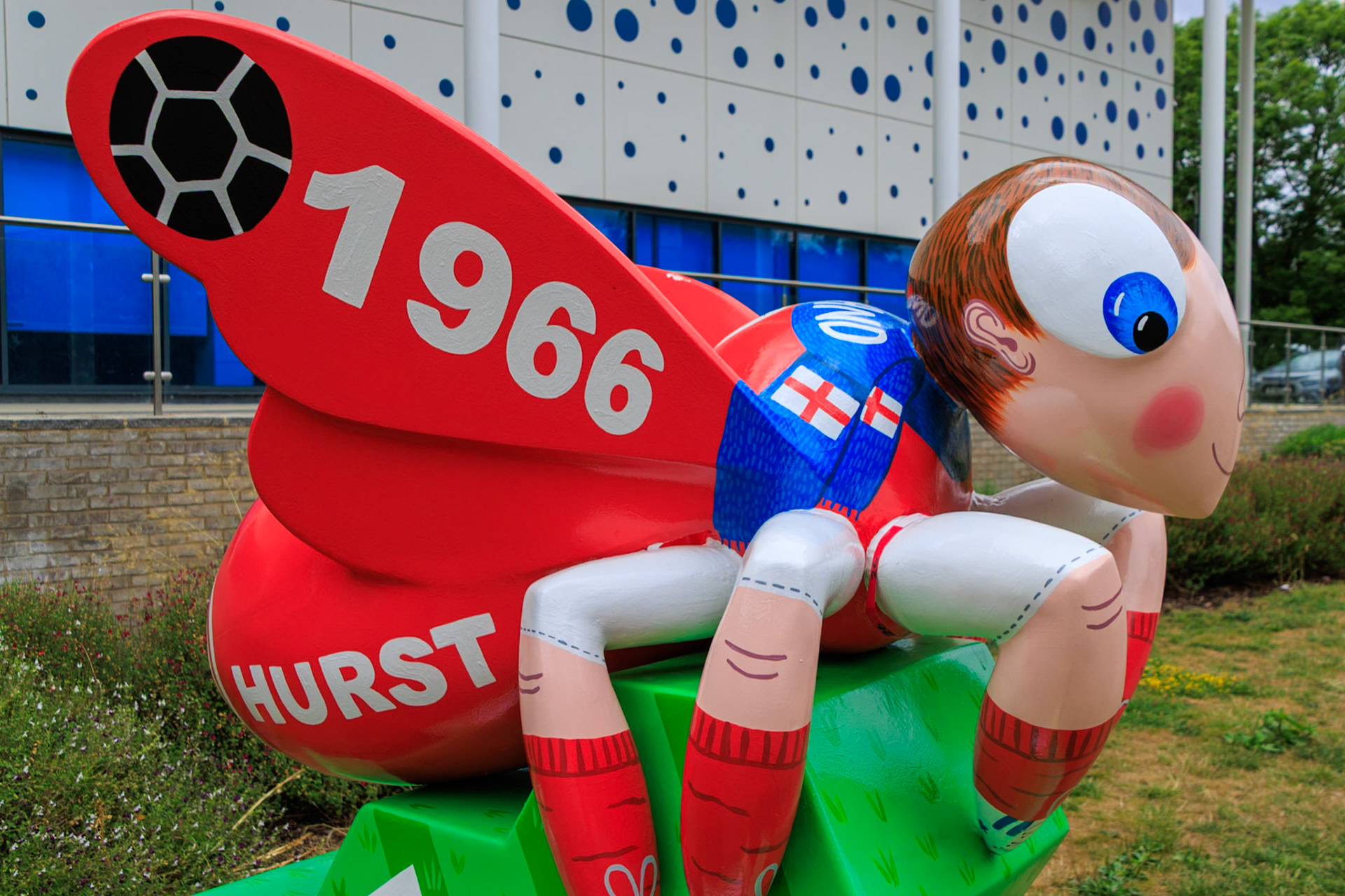 Buzz in the City - Geoffrey