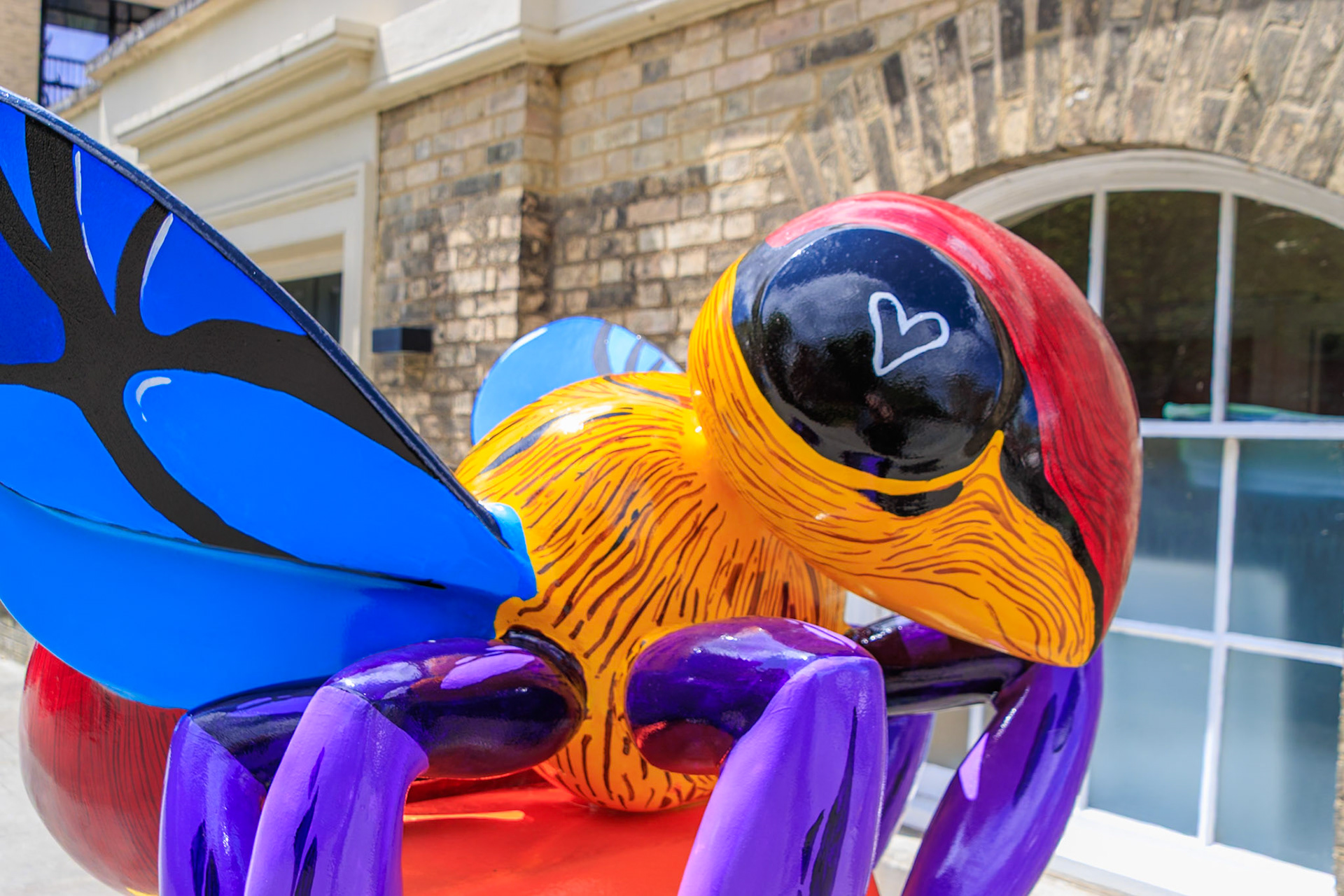 Buzz in the City - Hive mind