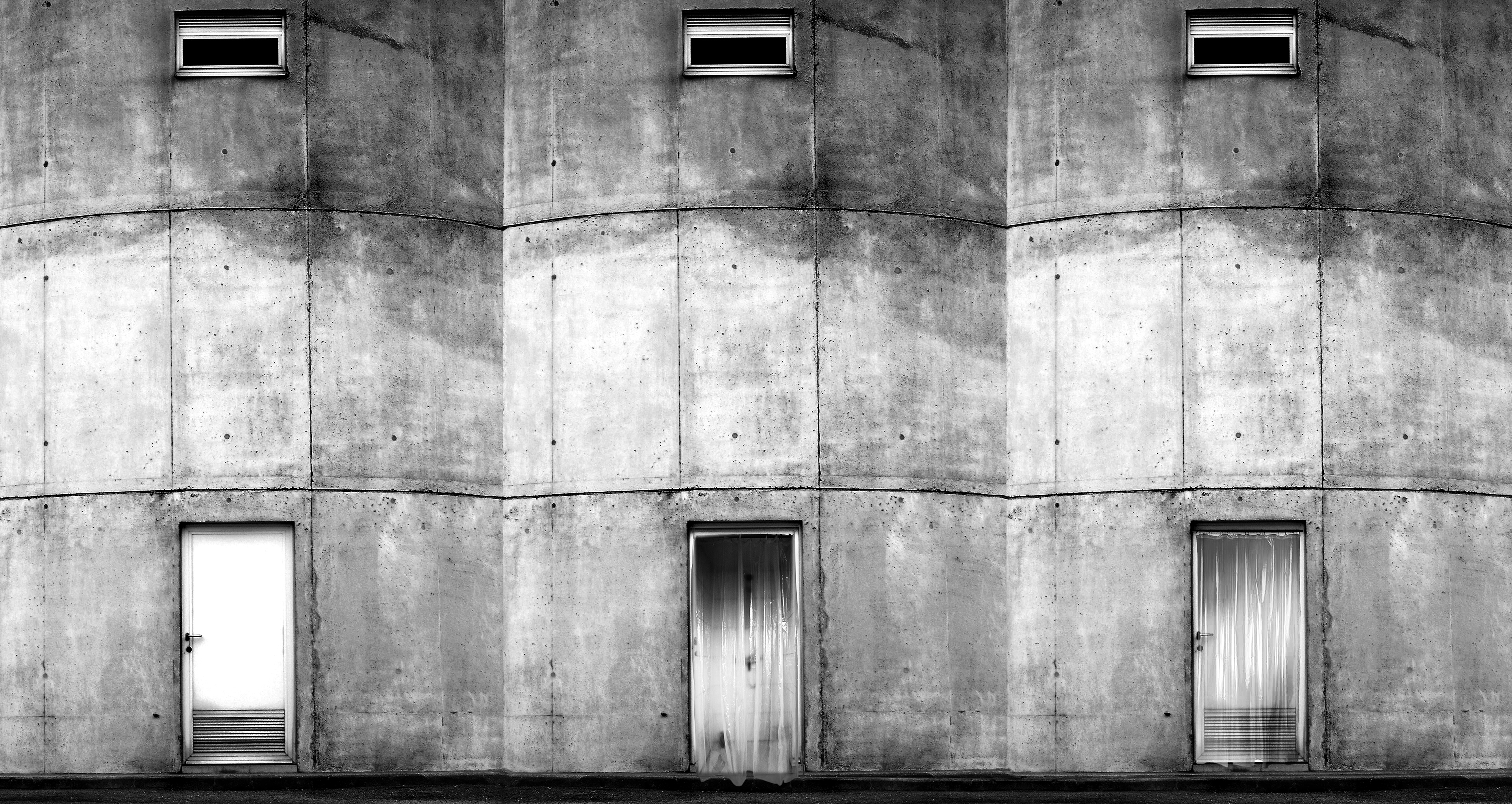 Untitled - 2010 - photo - 77 x 140
