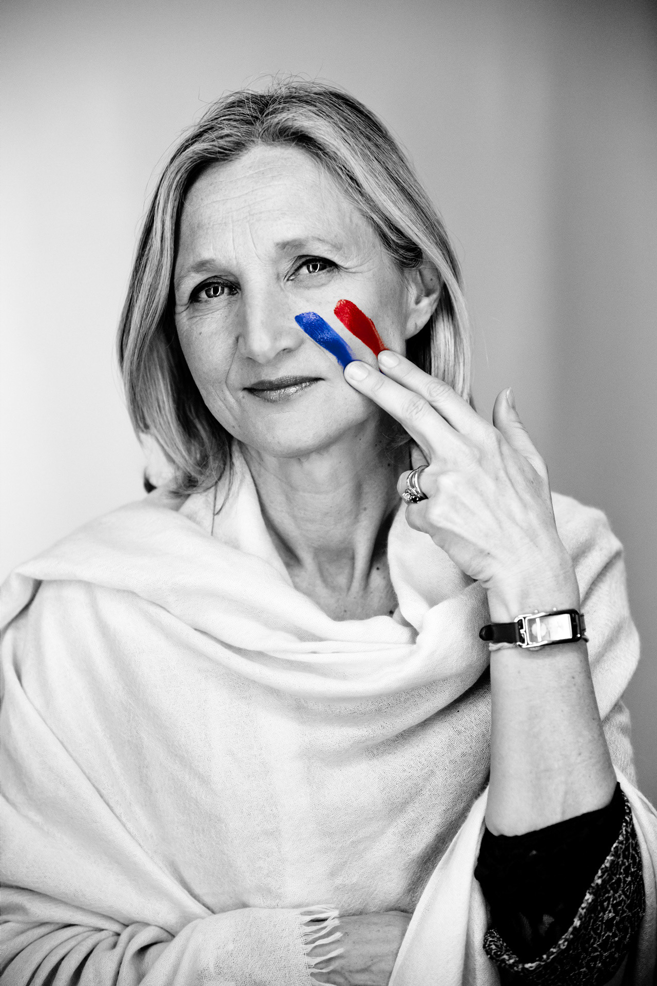 Clara Gaymard, President and CEO of General Electric (GE) France, assumed leadership of the Women's Forum, succeeding Véronique Morali [1]. She also serves as President of the American Chamber of Commerce in France