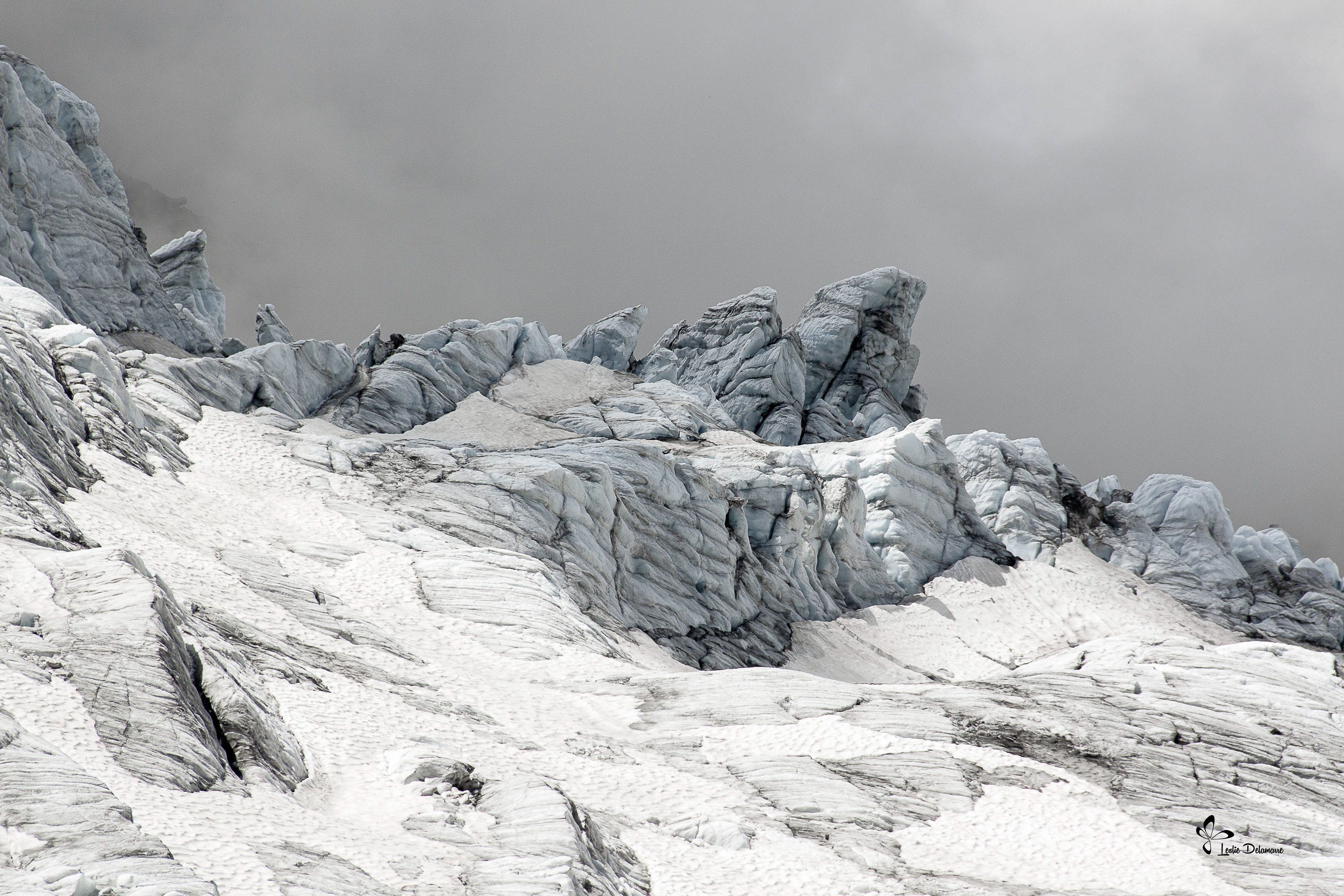 Lame de glace. Glacier du tour. Vallée de Chamonix