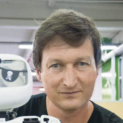 FAB LAB CITE DES SCIENCES - THIERRY DASSE - In charge of the Fab Lab of La Cite des Sciences