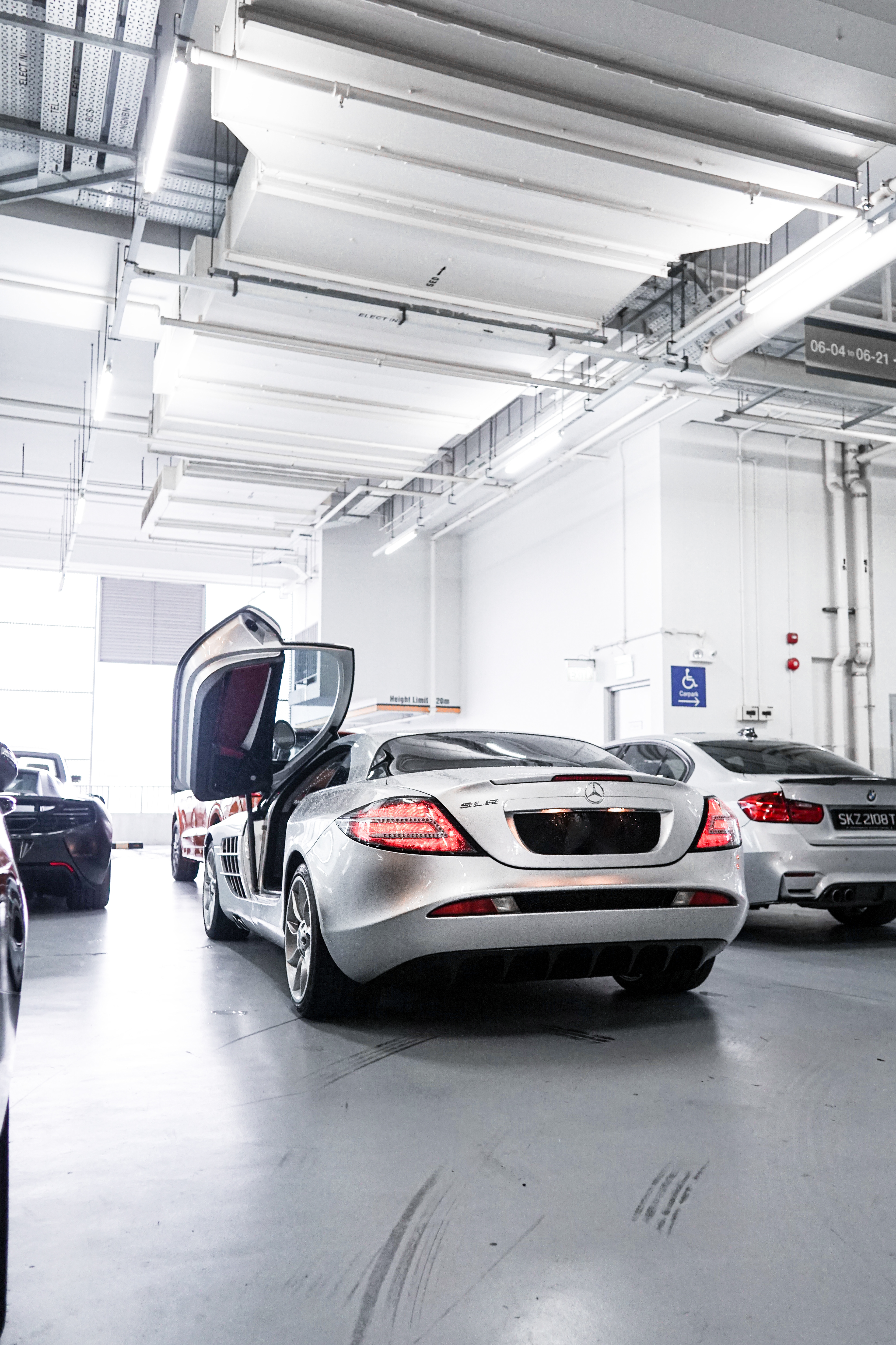 MERCEDES SLR MCLAREN