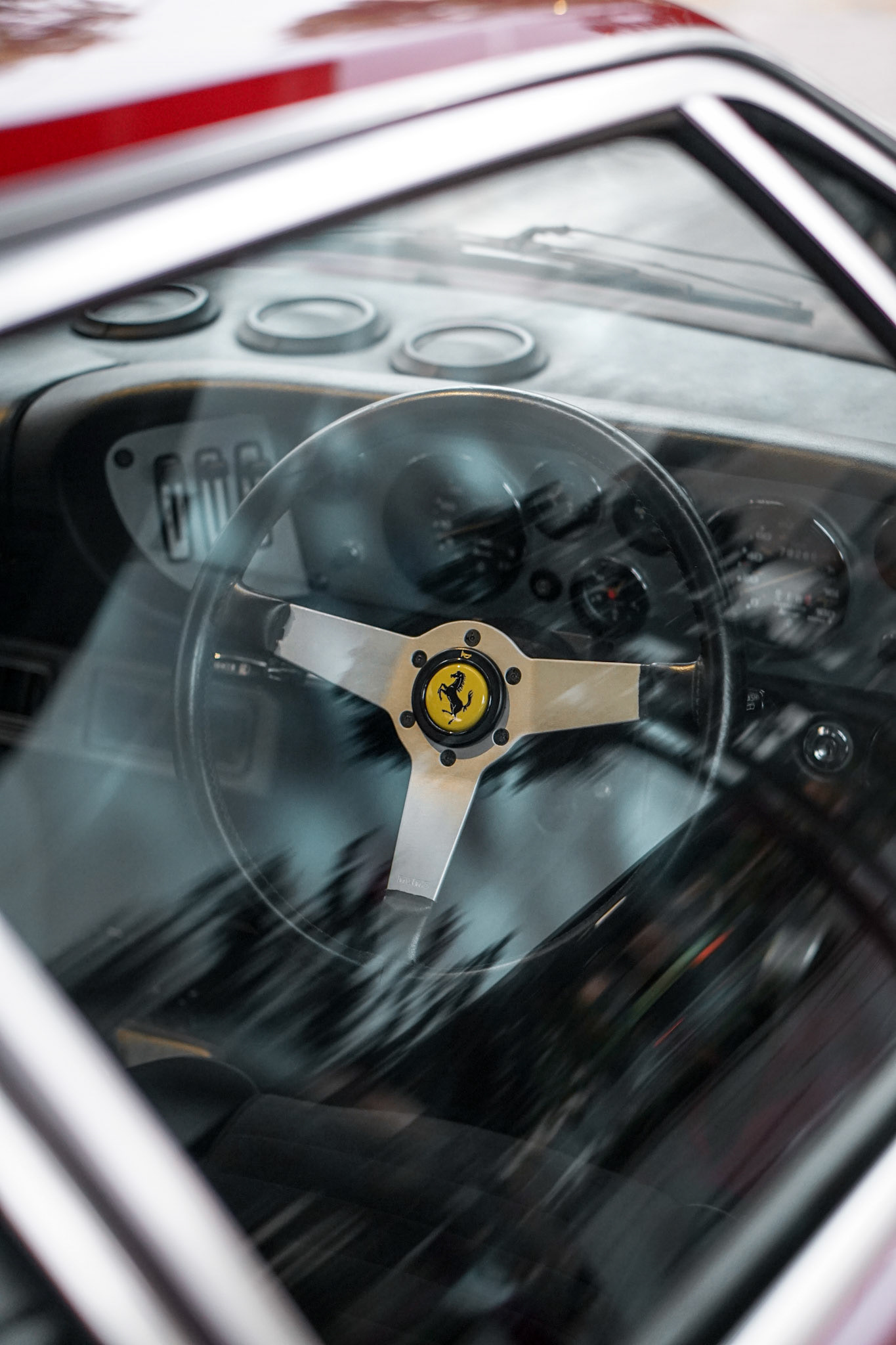 FERRARI DINO