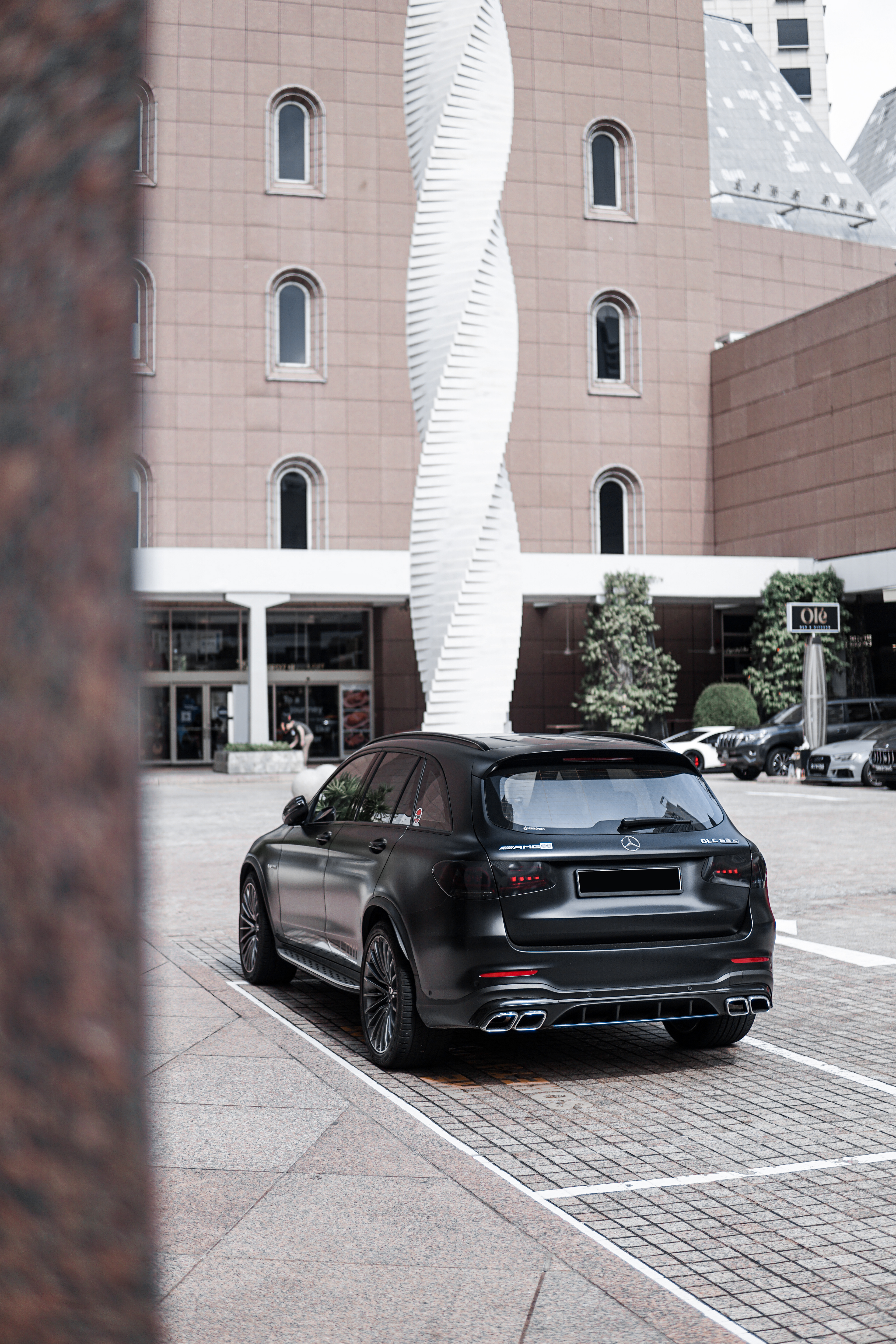 MERCEDES AMG GLC63S