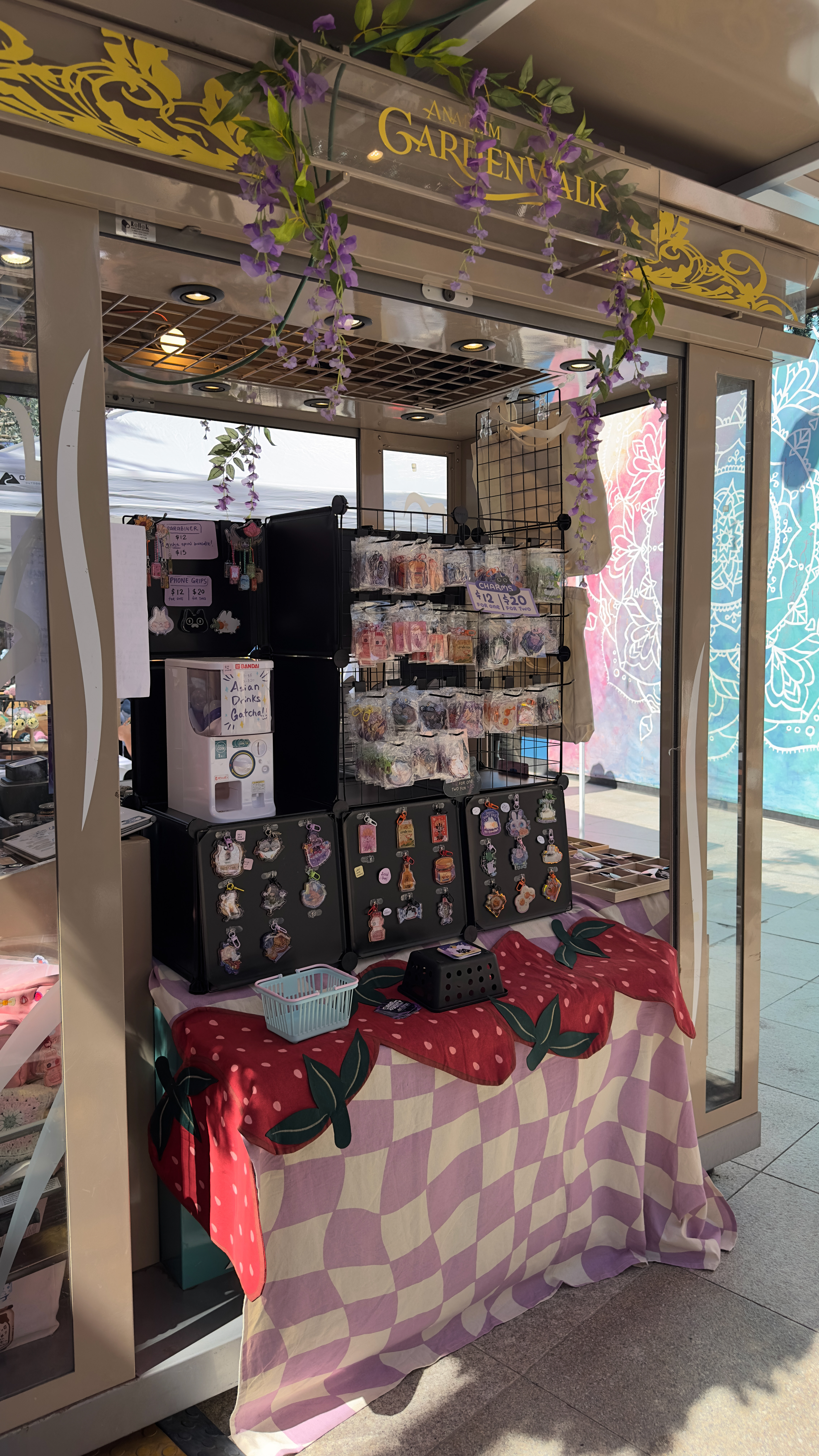 (09/06/25) Kiosk - Anime Days California, Anaheim GardenWalk, CA