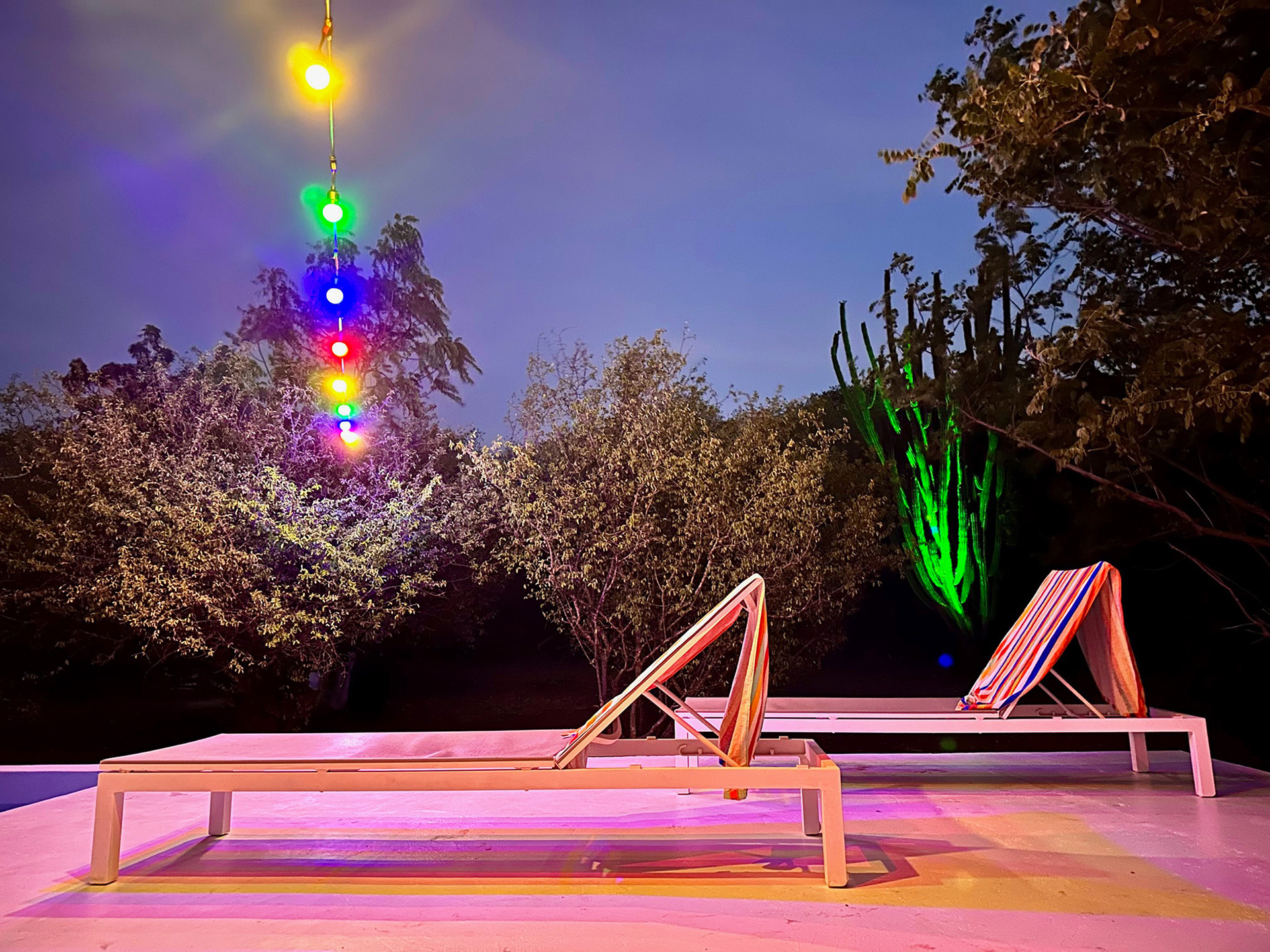 POOLDECK