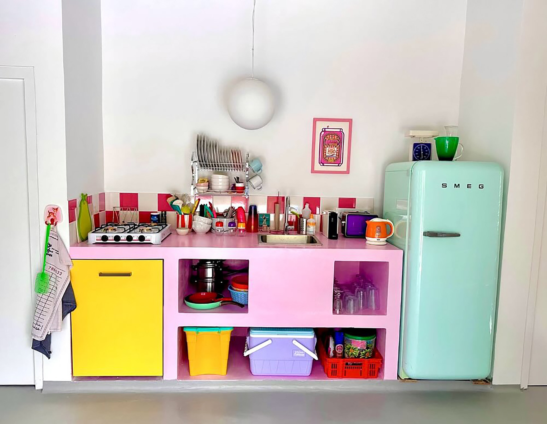 KITCHEN