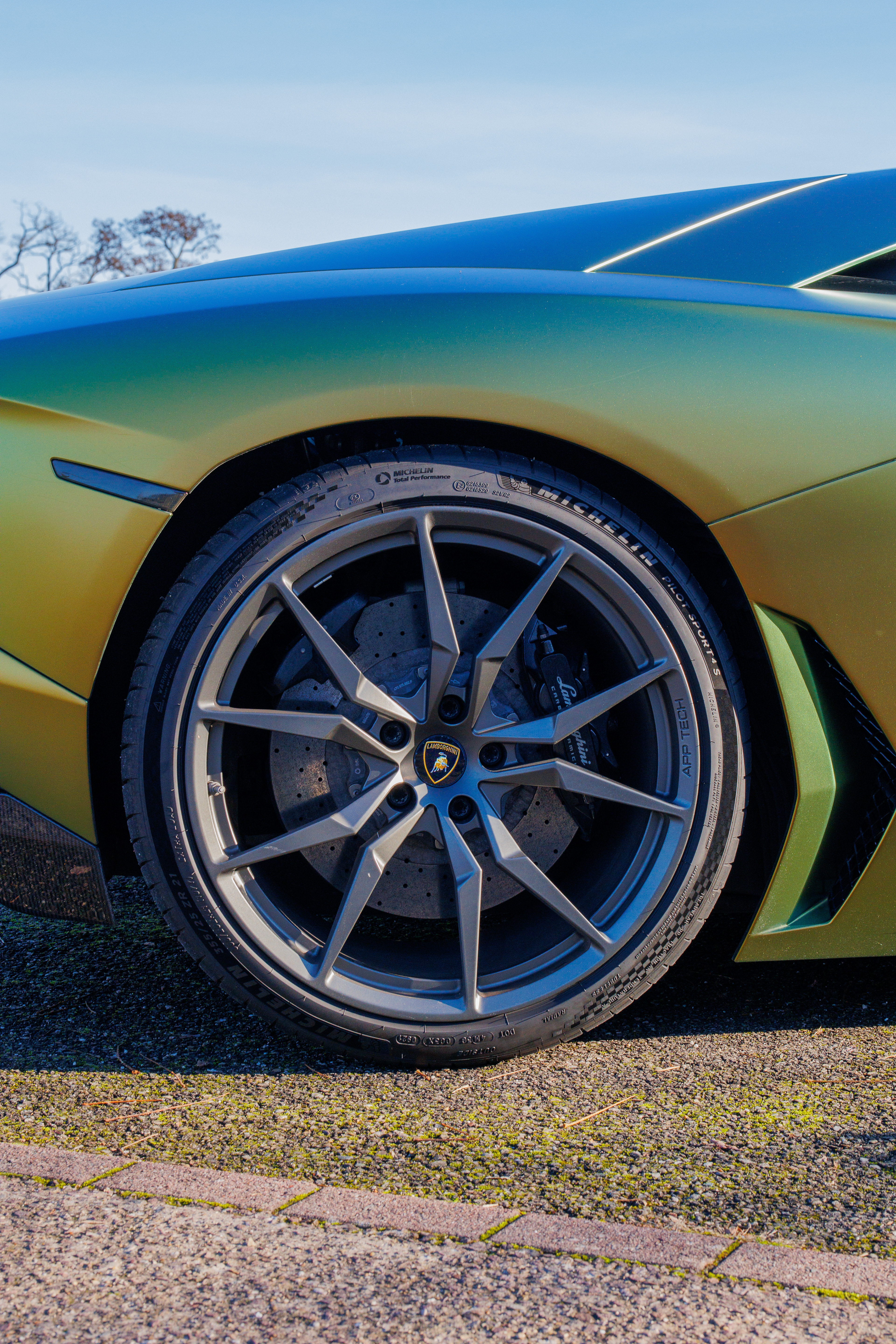 Lamborghini Aventador - 2015