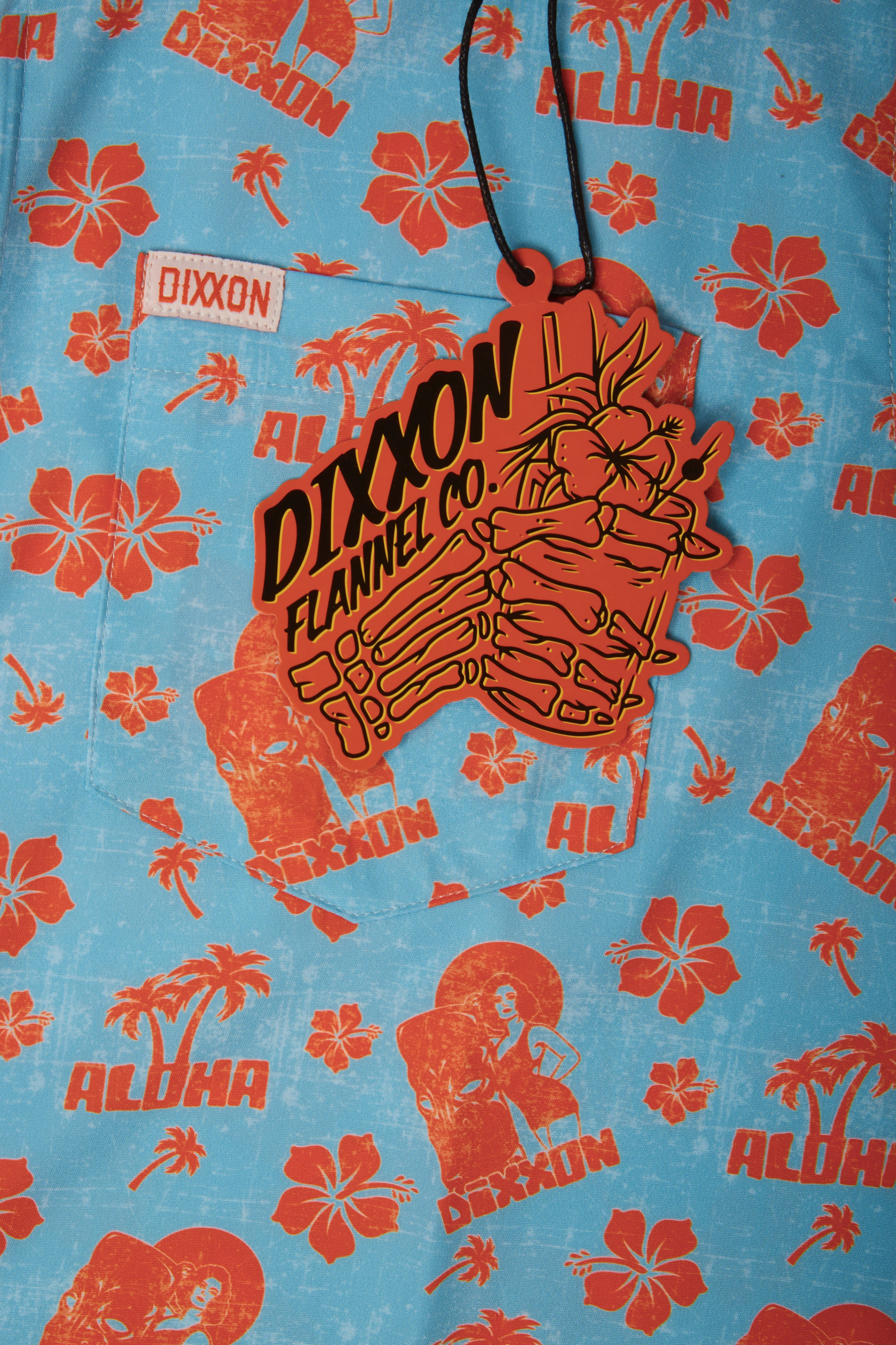 PATTERN AND NECK LABEL/TRIM