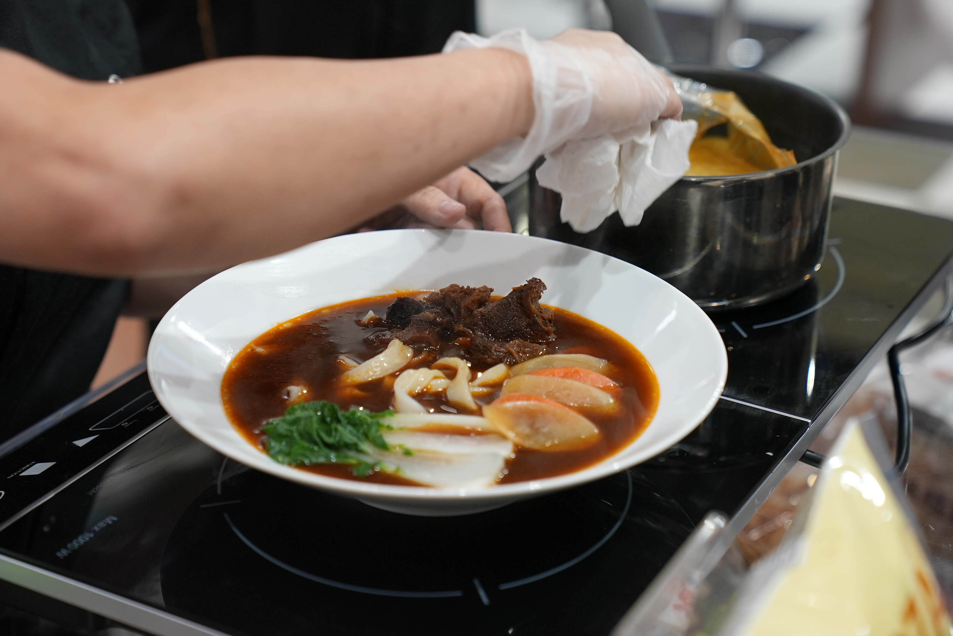 Han Dian's Taiwanese Beef Noodle Soup