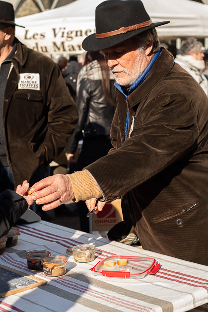 Marché aux truffes