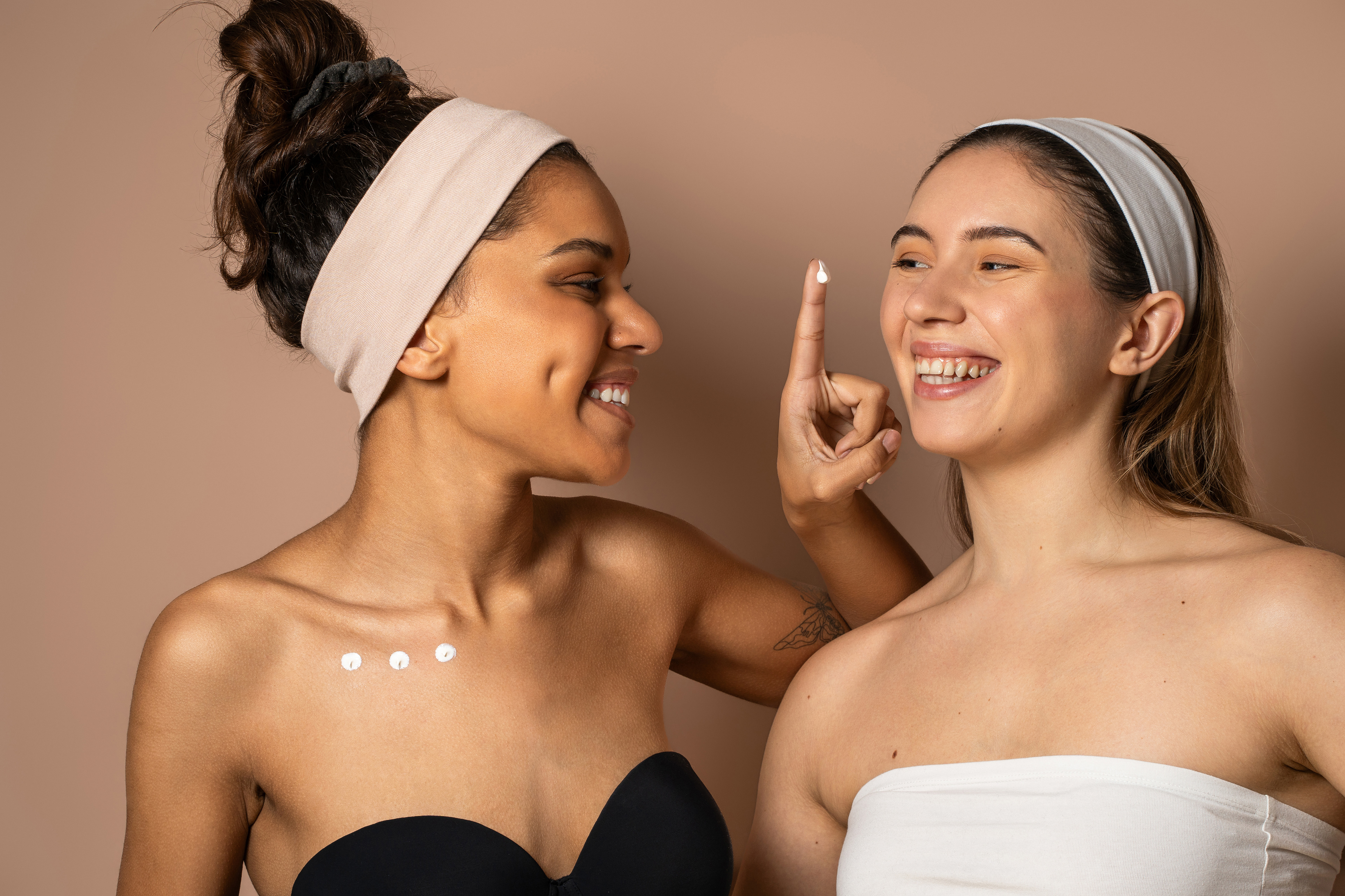 @Yvonne Habichler, Models: Julia u Mona (Apli Cosmetics)