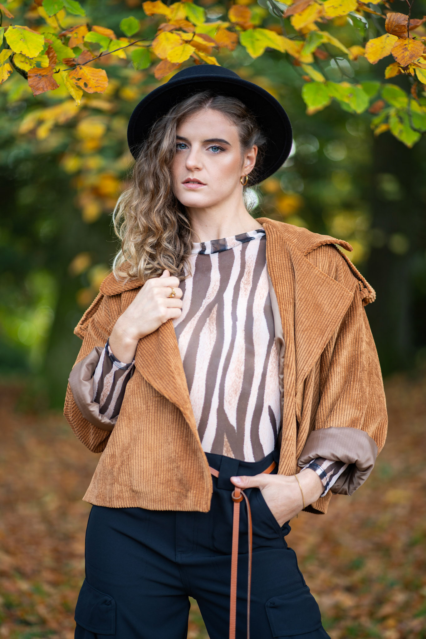 @Yvonne Habichler, Model: Sarah S., Fashion: Herzenstöchter Linz