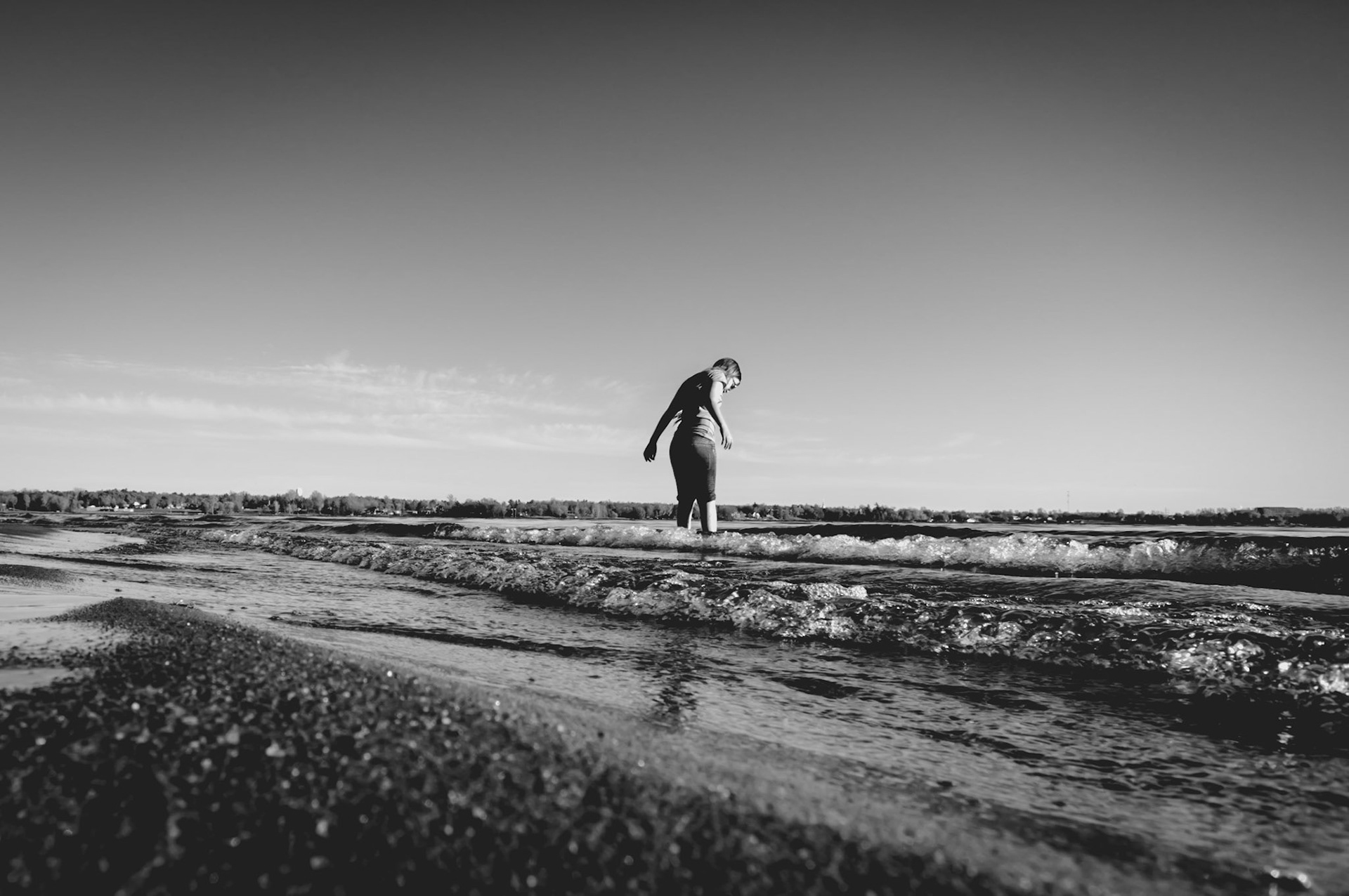 Photo de l’enfant et l’eau