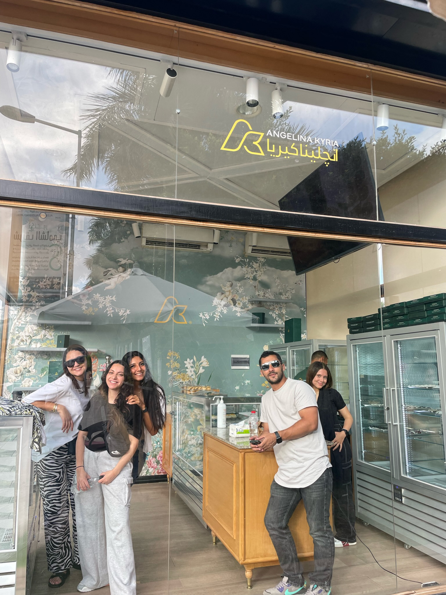 FRIDAY SPECIAL AT SPORTING CLUB