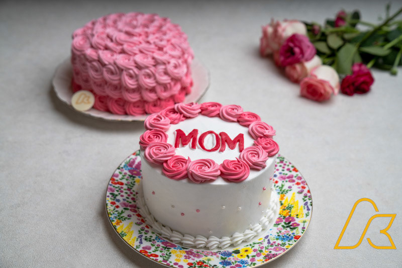 ANGELINAKYRIA Custom Cake