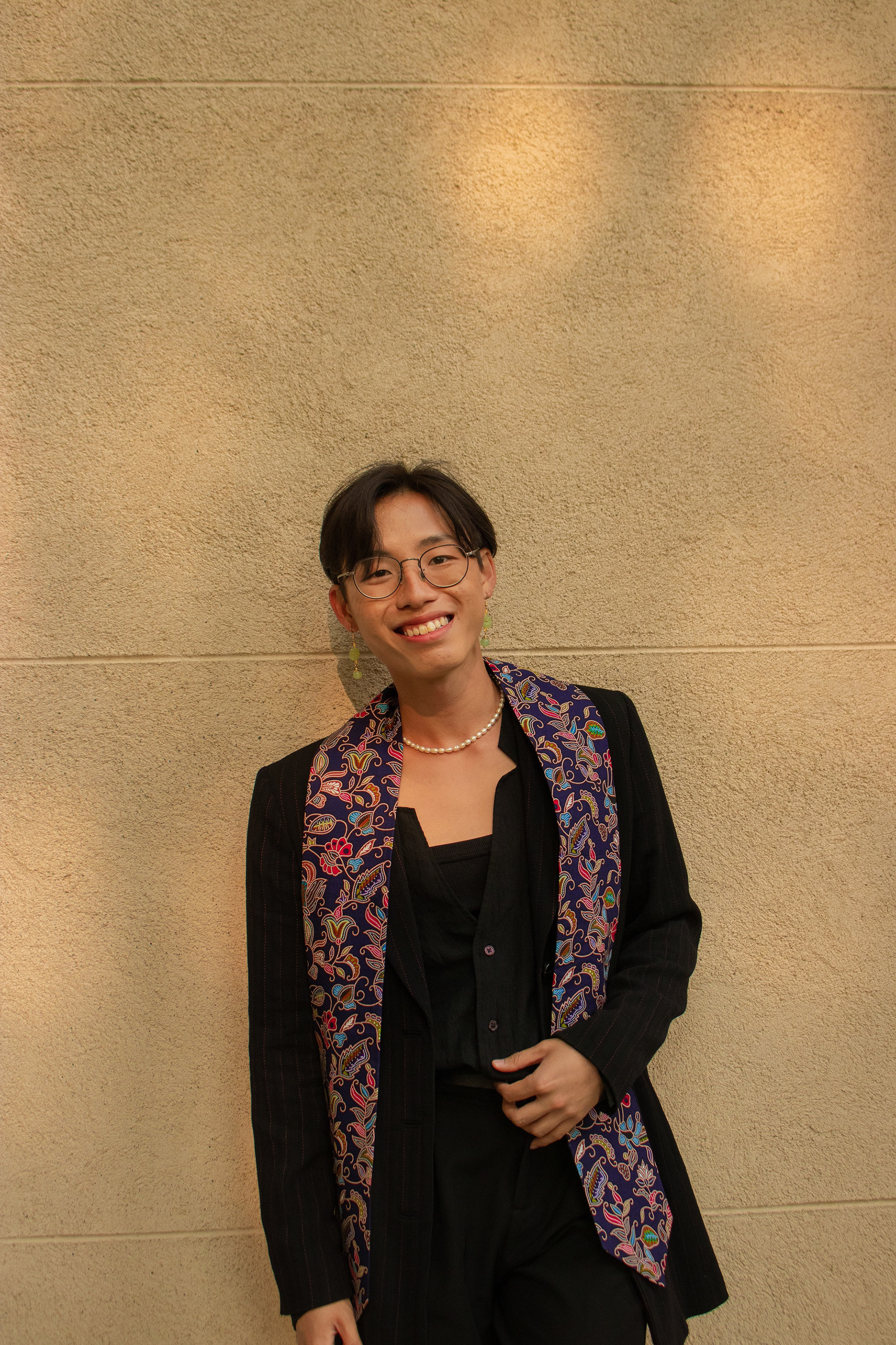 Chong Jing--or CJ--loves art and literature but was only exposed to a narrow range of what that could look like and mean growing up. He always learns so much about the myriad artistic channels and landscapes of Southeast Asia in the Exchange. He calls Singapore home and recently graduated from Brown with a degree in Comparative Literature and East Asian Studies.