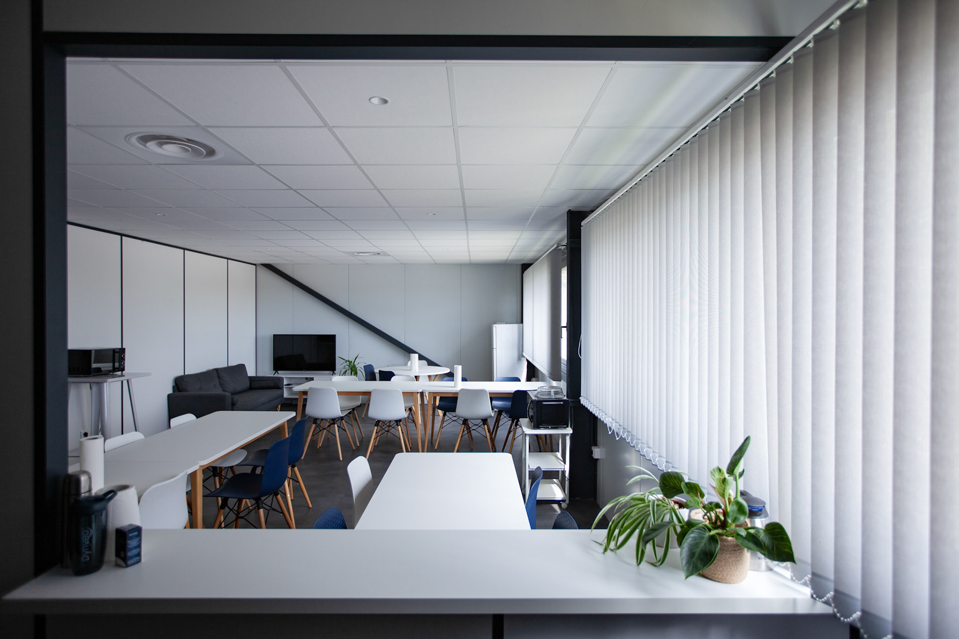 Lunchroom in an office building, Hérault