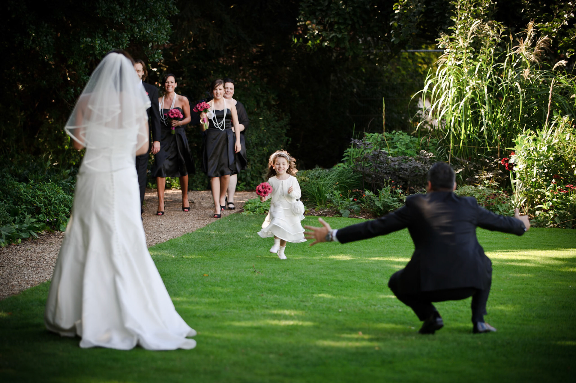 03-09-10, Wisbech. The wedding of Twanette and James Richmond at Peckover House. Photo © Simon Grosset