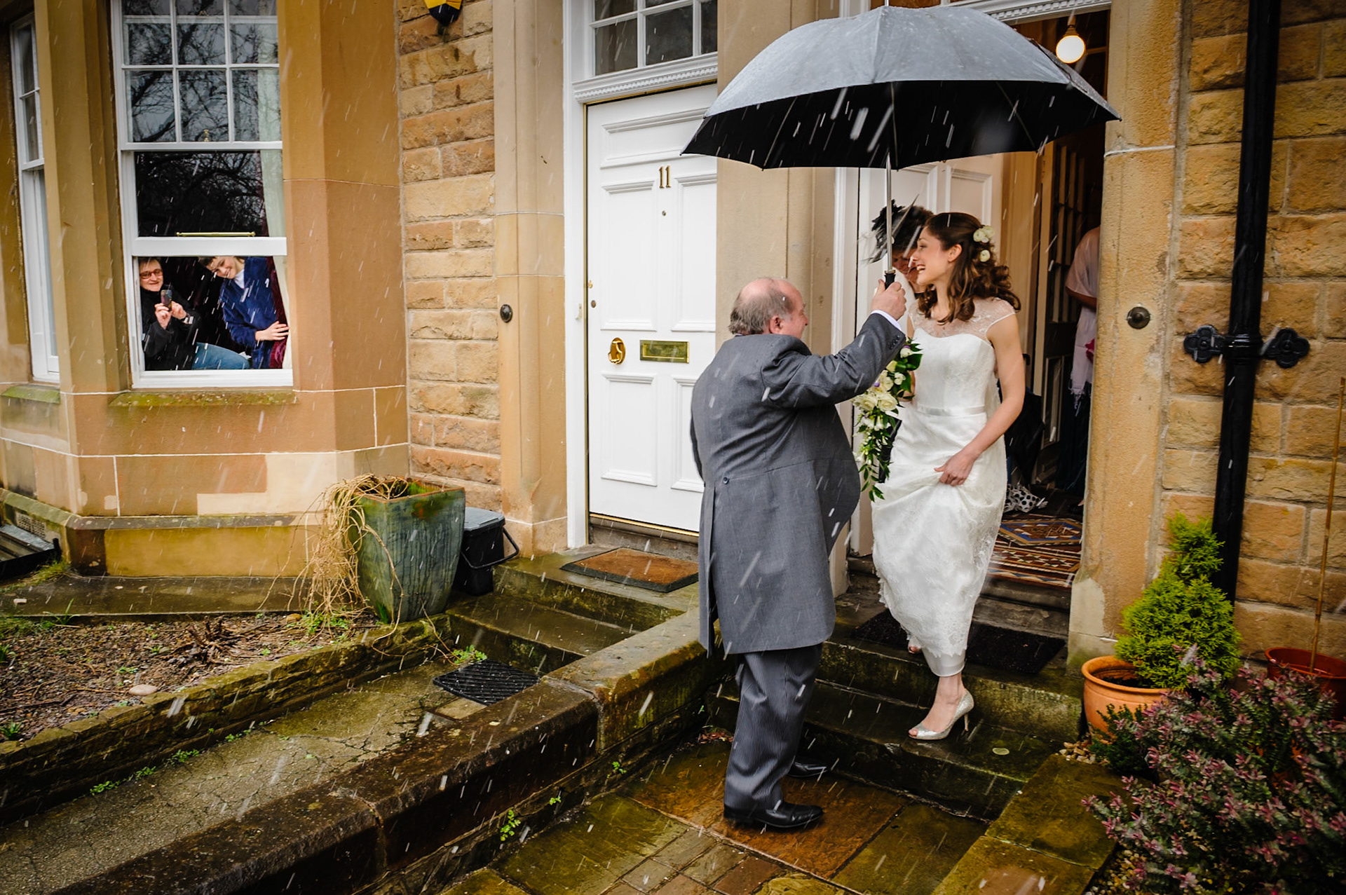 16-03-13, Edinburgh, Scotland, UK. The wedding of Tamsin Rees and Nick Heath at St Mary's Cathedral, Edinburgh, and Winton House, Pencaitland.Photo © Simon Grosset