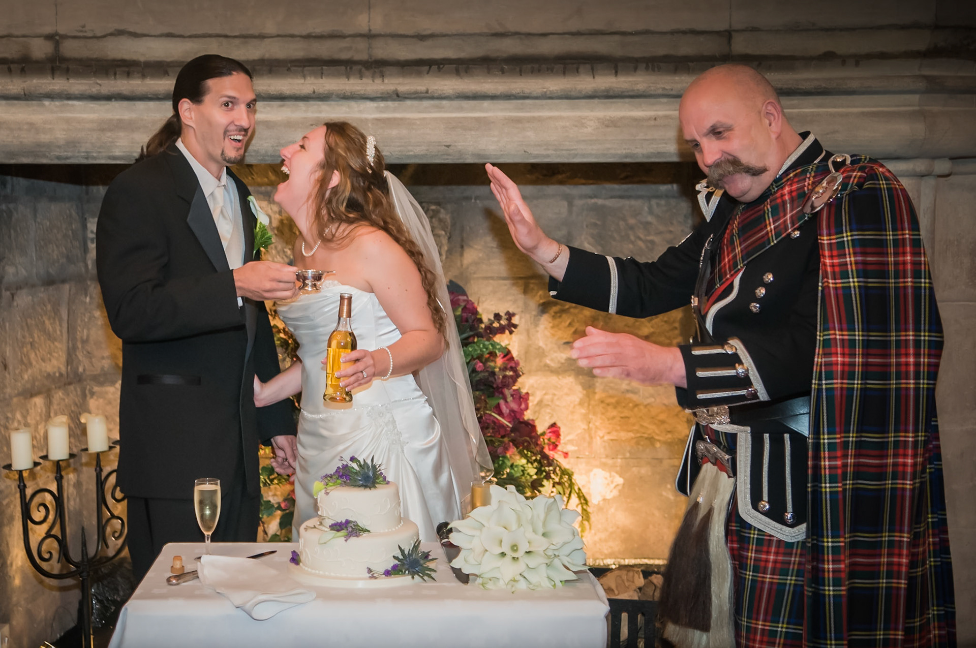08-09-08, Borthwick Castle, nr Edinburgh, Scotland, UK. The wedding of Heather and Dennis Gladwell. Photo © Simon Grosset