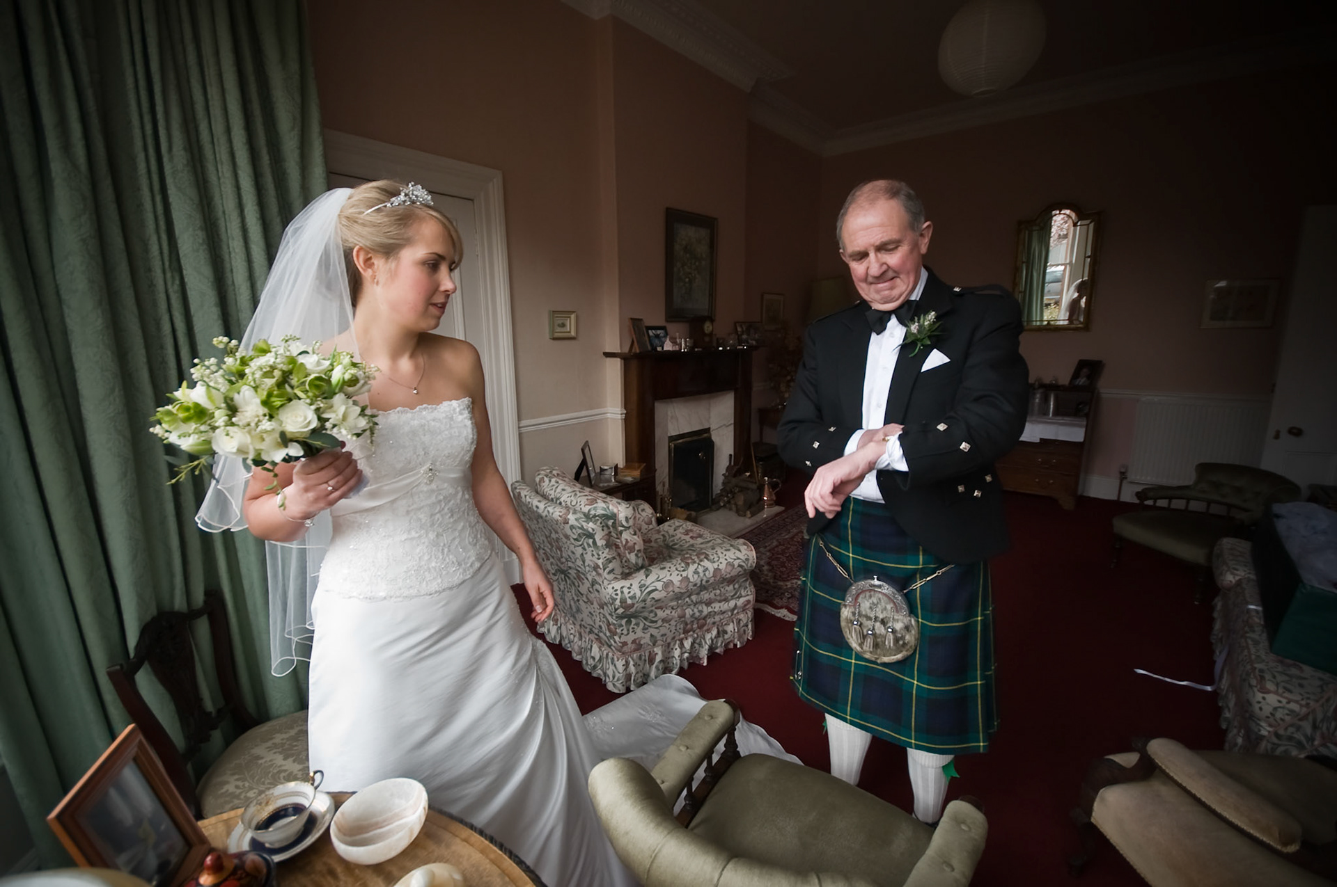 12-4-08, dinburgh, Scotland, UK. The wedding of Colin and Sarah McRae at Greenbanks Church and Pollock Halls. Photo © Simon Grosset