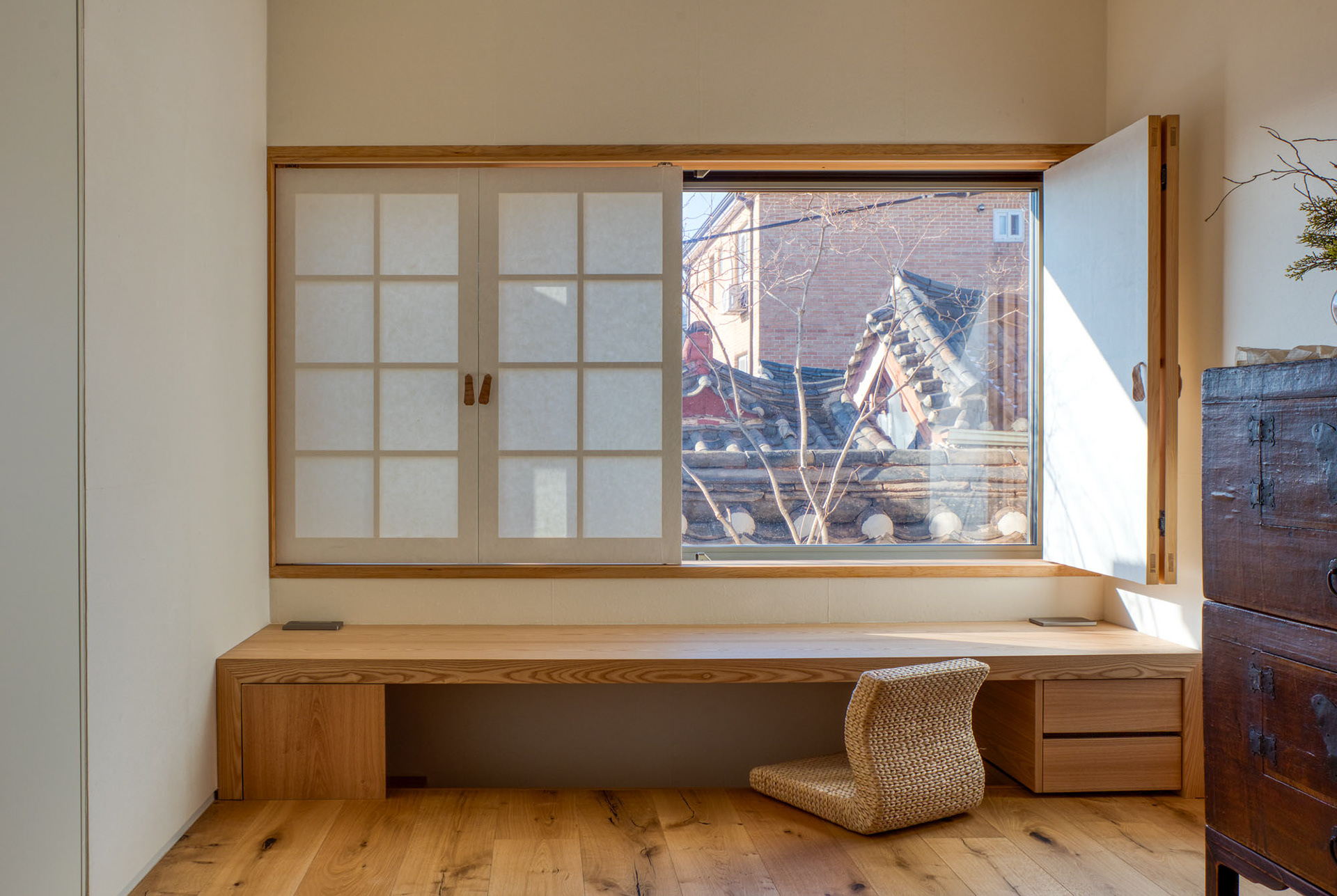 빈연재 _ 1층 손님방