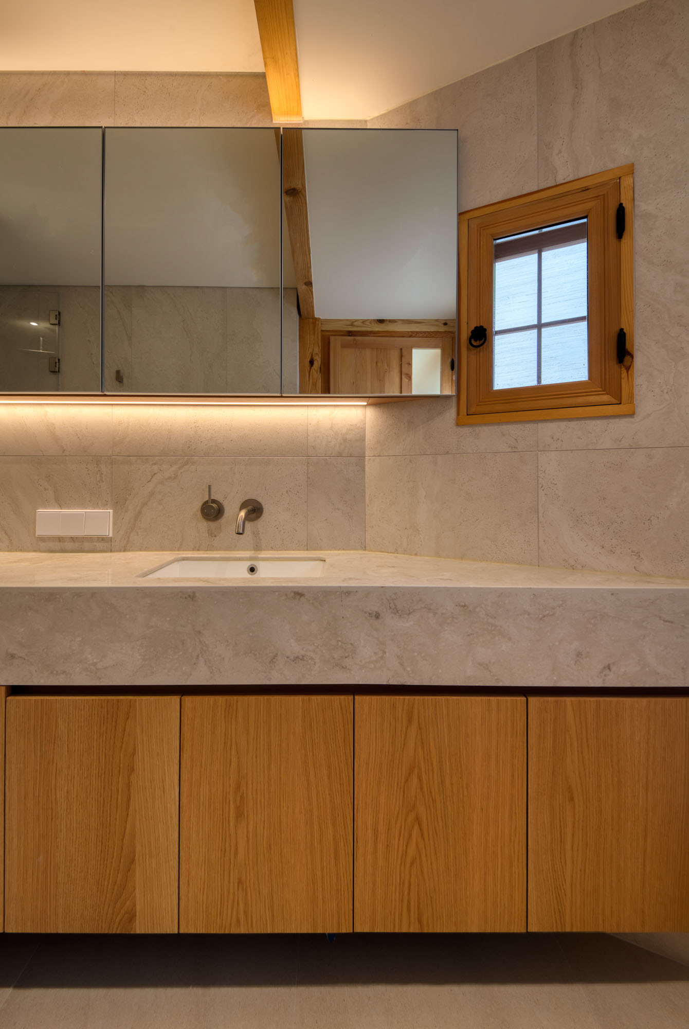 삼청동 한옥 화장실 2